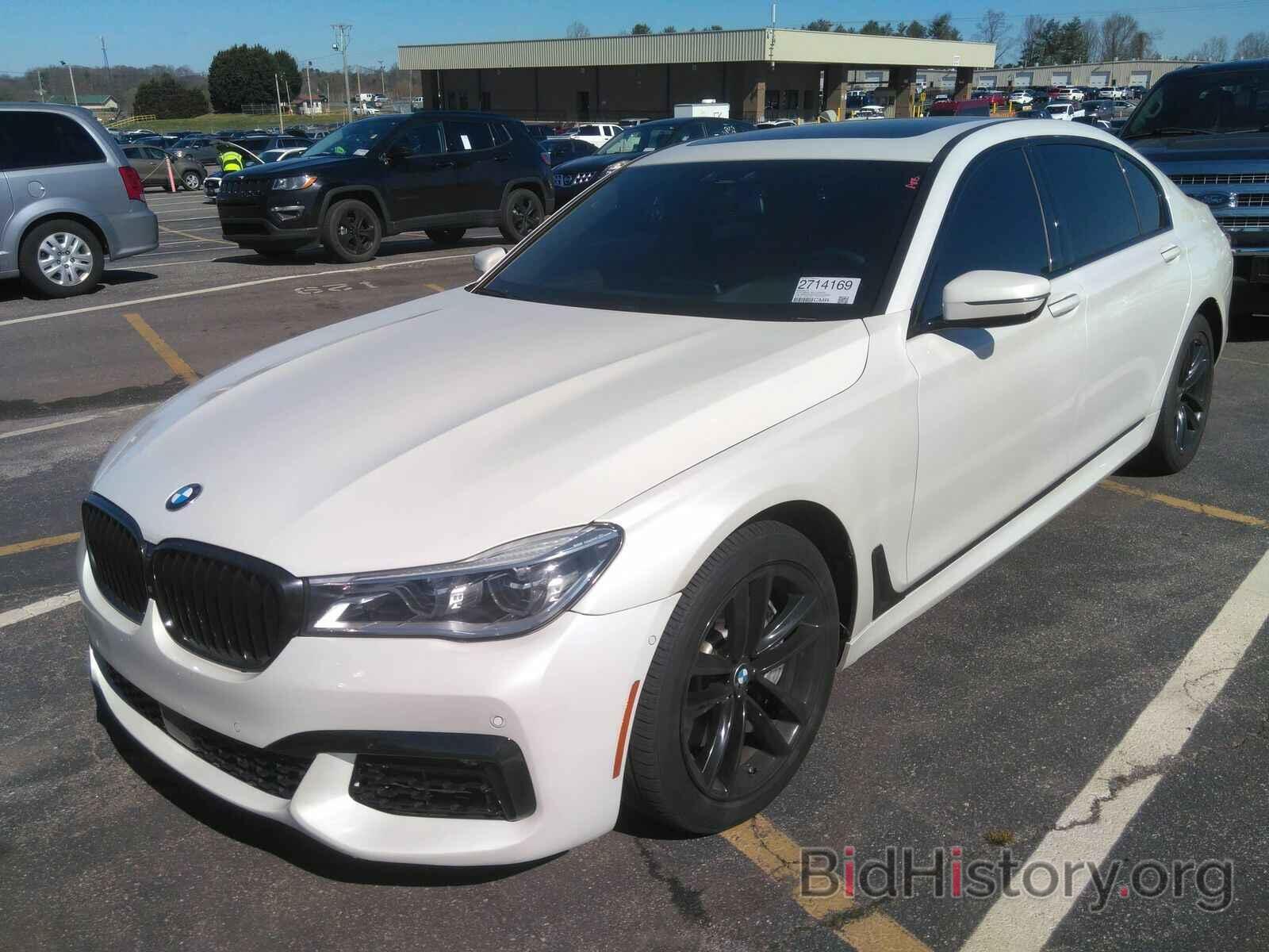 Photo WBA7F2C56GG420652 - BMW 7 Series 2016