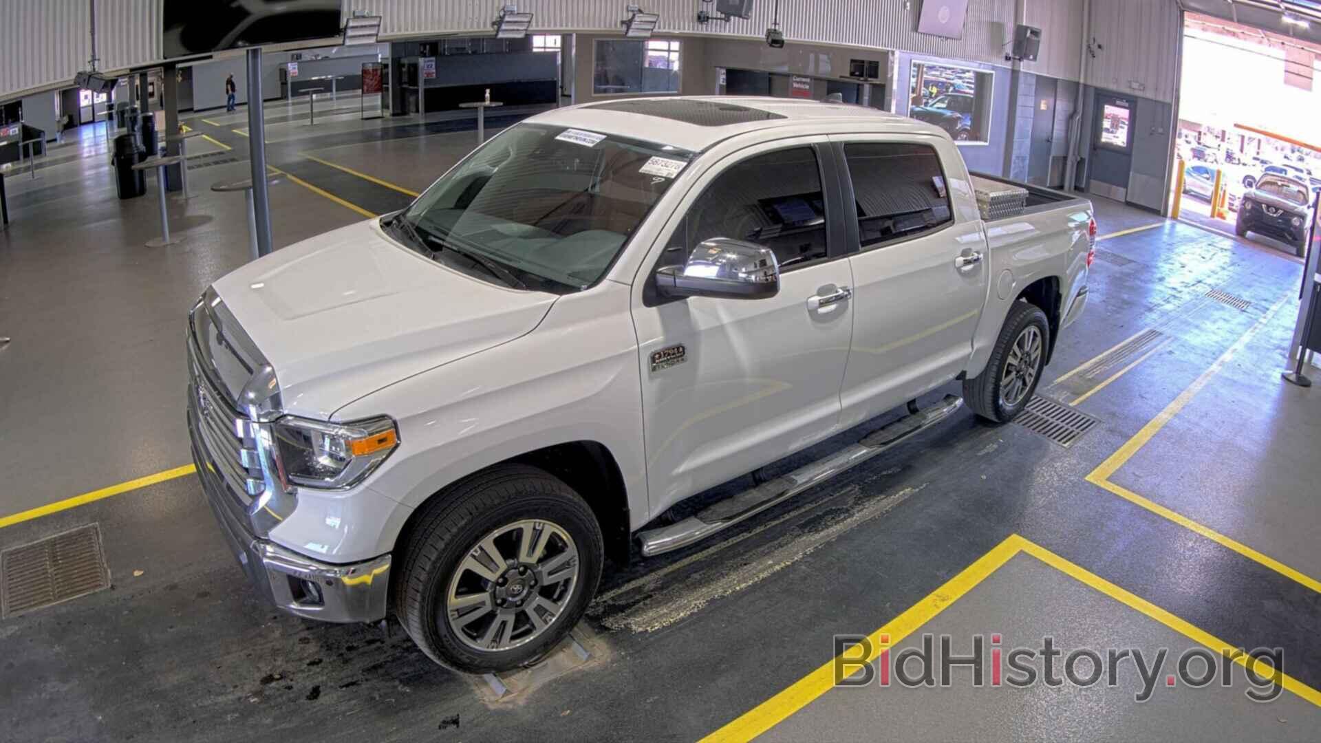 Photo 5TFAY5F1XLX898659 - Toyota Tundra 4WD 2020