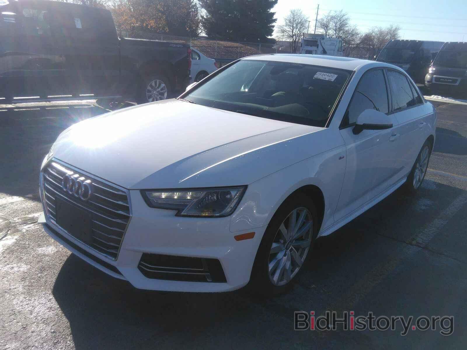 Photo WAUKMAF43JA086491 - Audi A4 2018