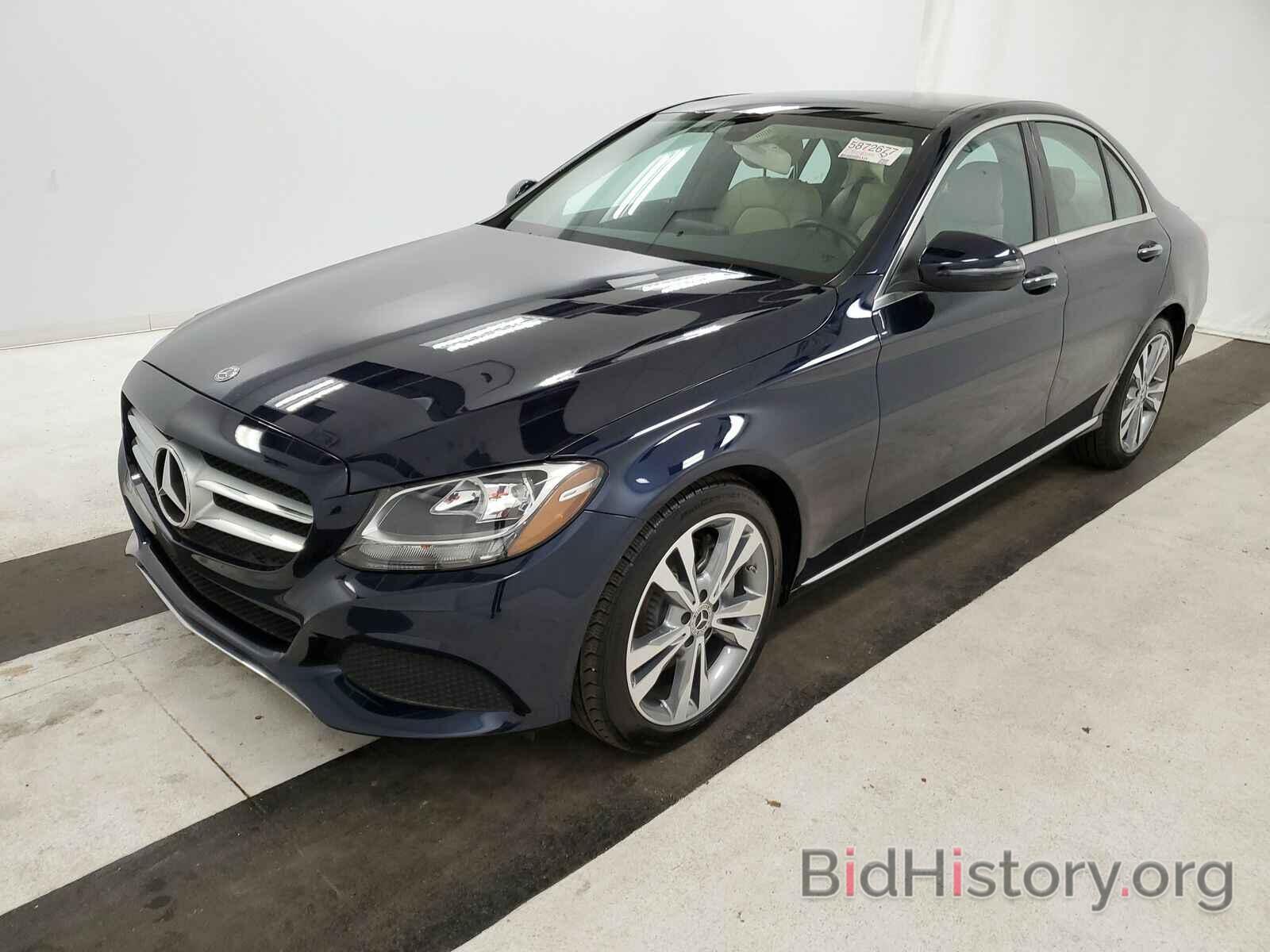 Photo WDDWF4JB4HR301660 - Mercedes-Benz C-Class 2017