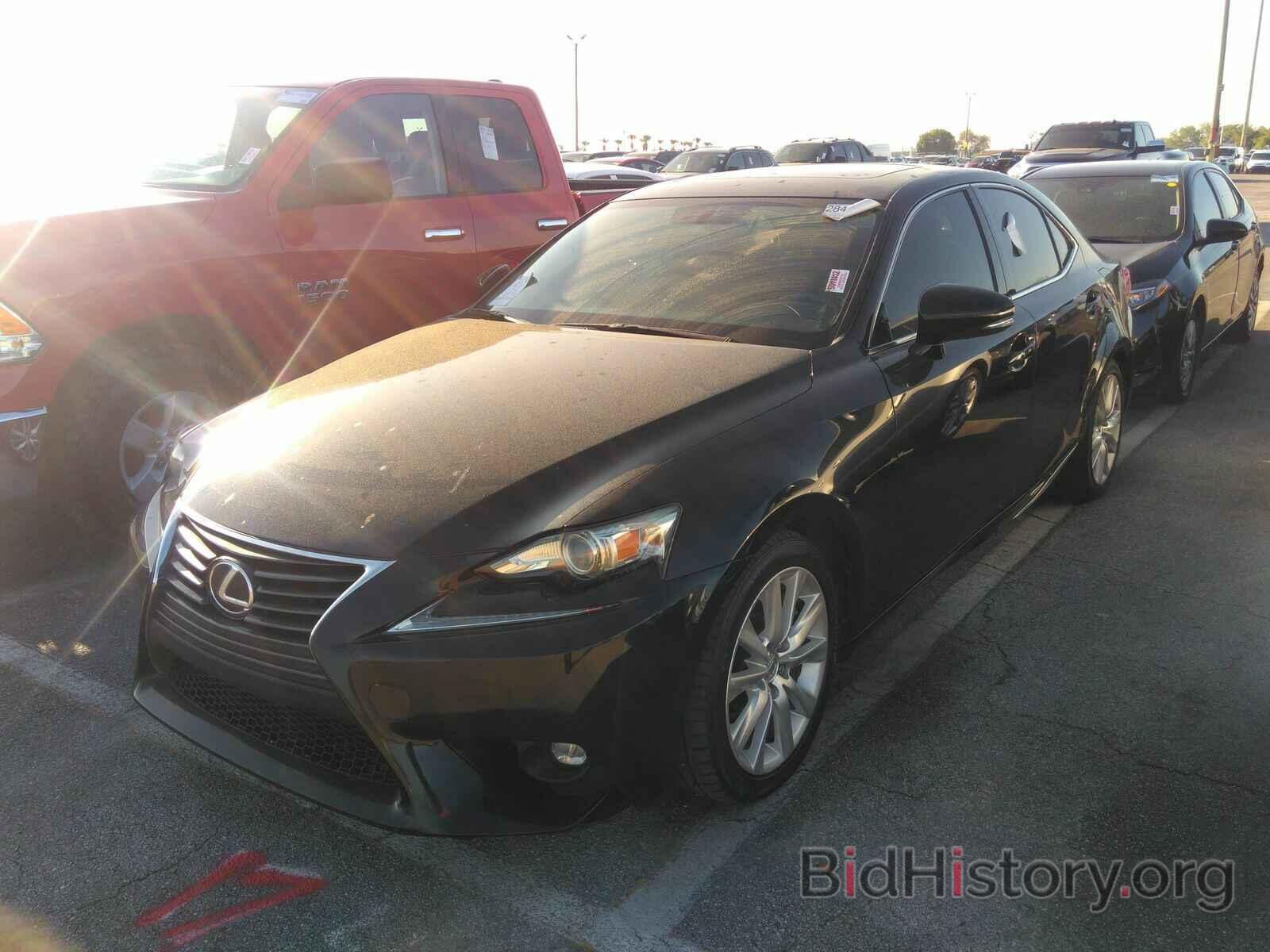 Photo JTHBA1D23G5009830 - Lexus IS 200t 2016