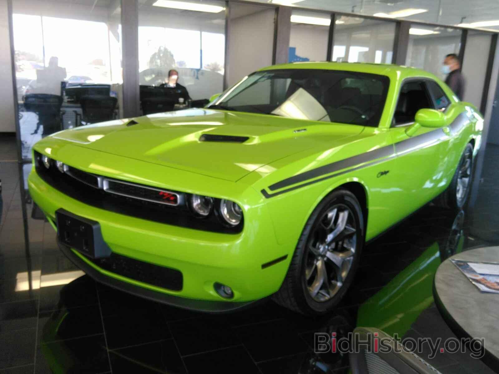 Photo 2C3CDZBT2FH500442 - Dodge Challenger 2015