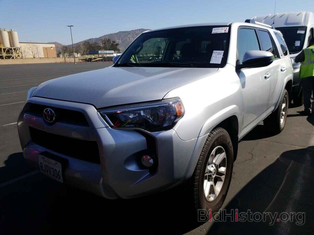 Photo JTEZU5JR3K5205528 - Toyota 4Runner SR5 2019