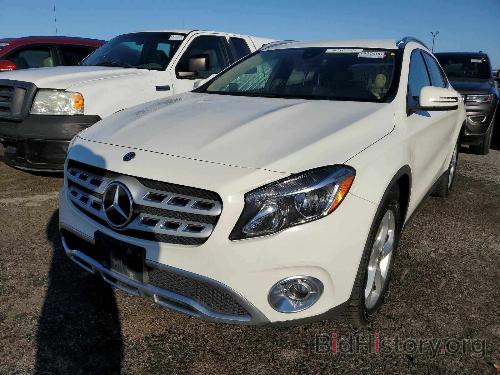 Photo WDCTG4EB2JJ397579 - Mercedes-Benz GLA 2018