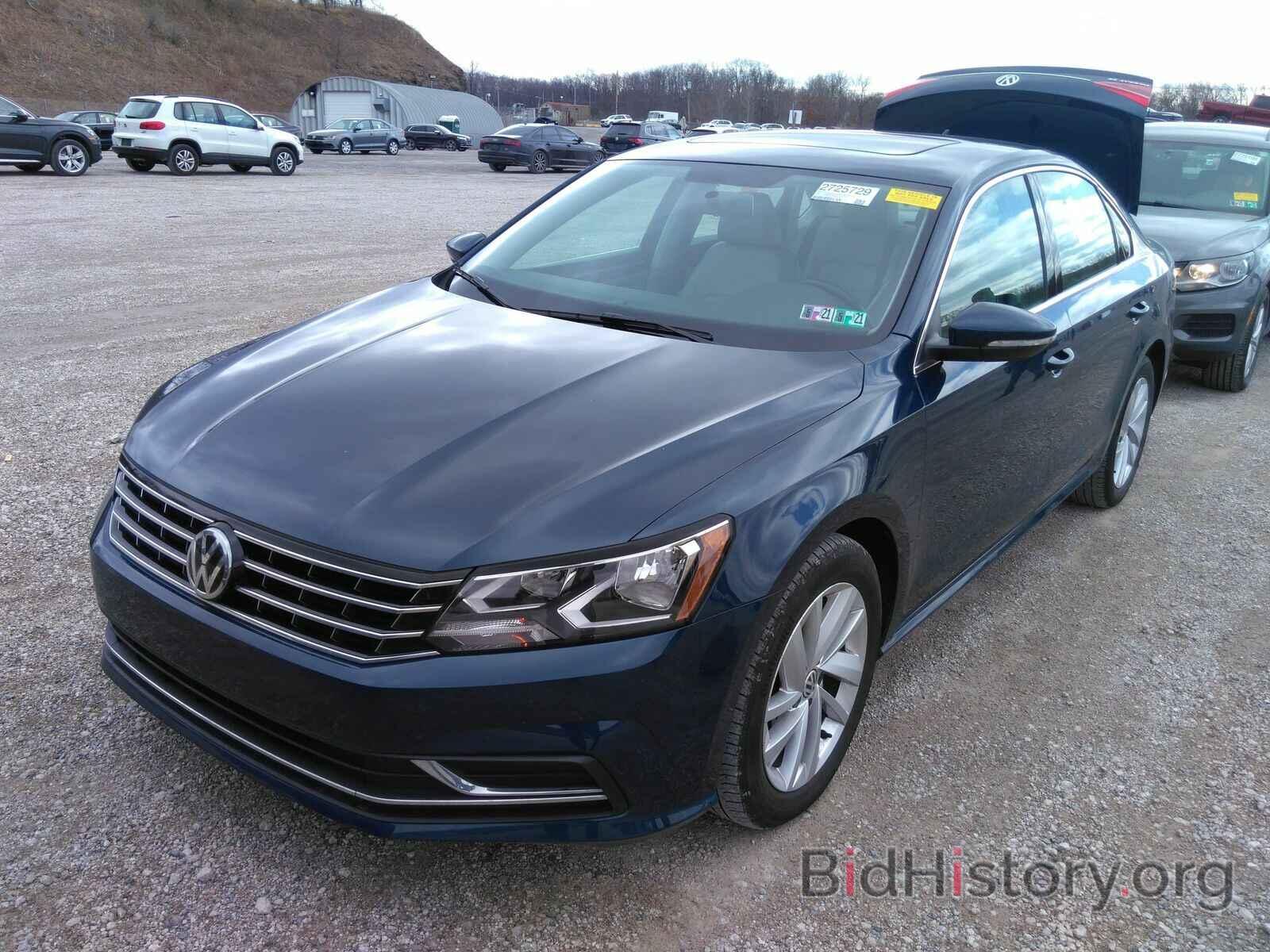 Photo 1VWBA7A3XJC014122 - Volkswagen Passat 2018