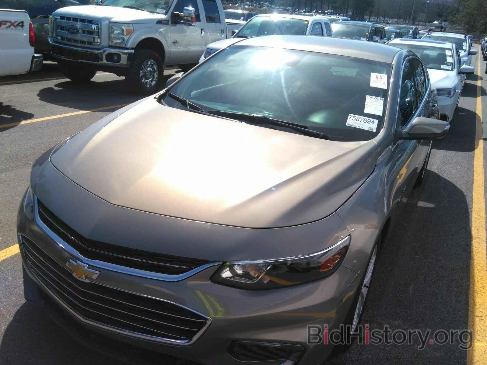 Photo 1G1ZE5ST2HF171556 - Chevrolet Malibu 2017