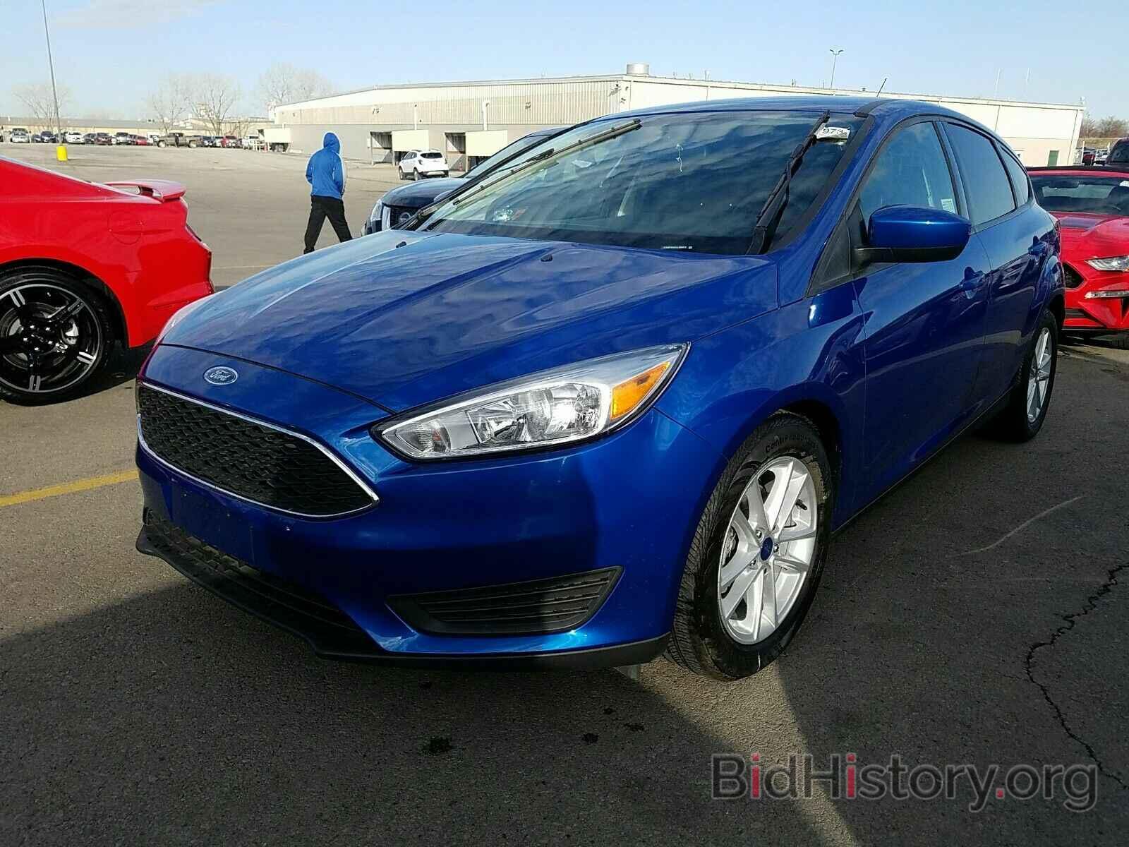 Фотография 1FADP3K2XJL303810 - Ford Focus SE 2018