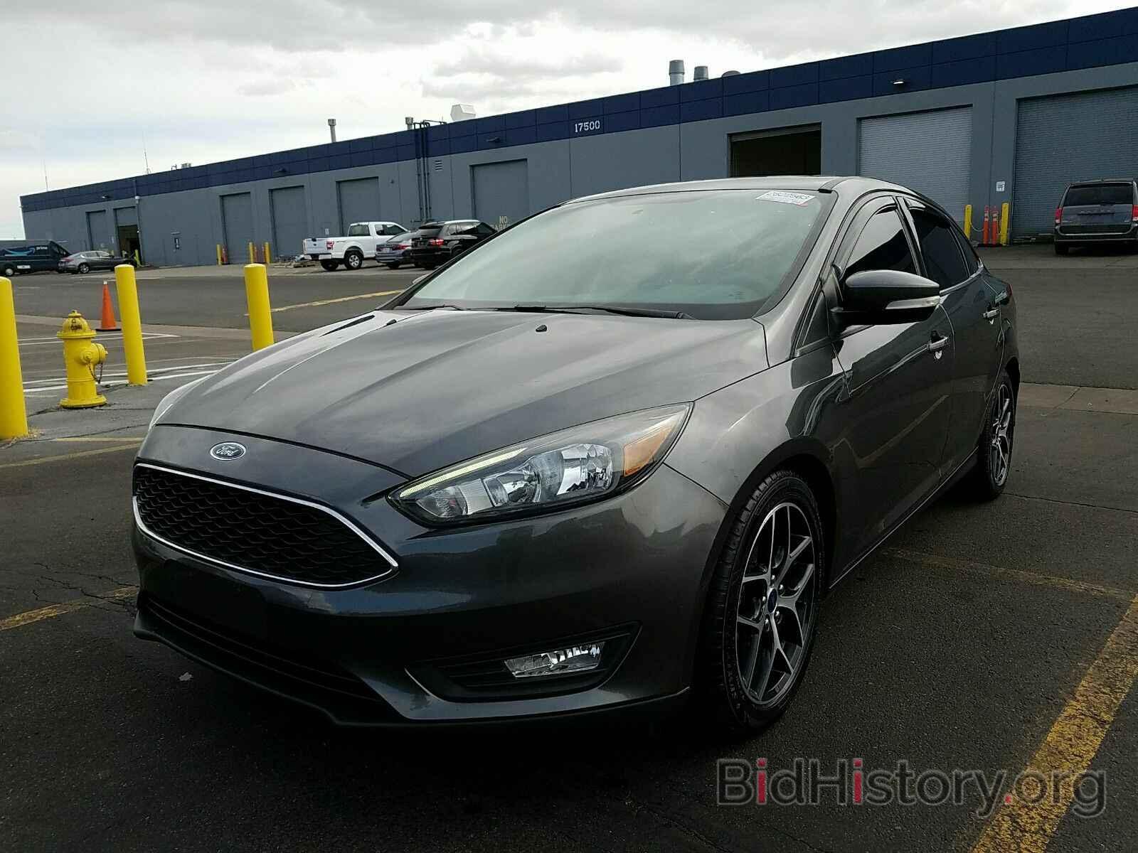 Photo 1FADP3H2XHL284421 - Ford Focus 2017