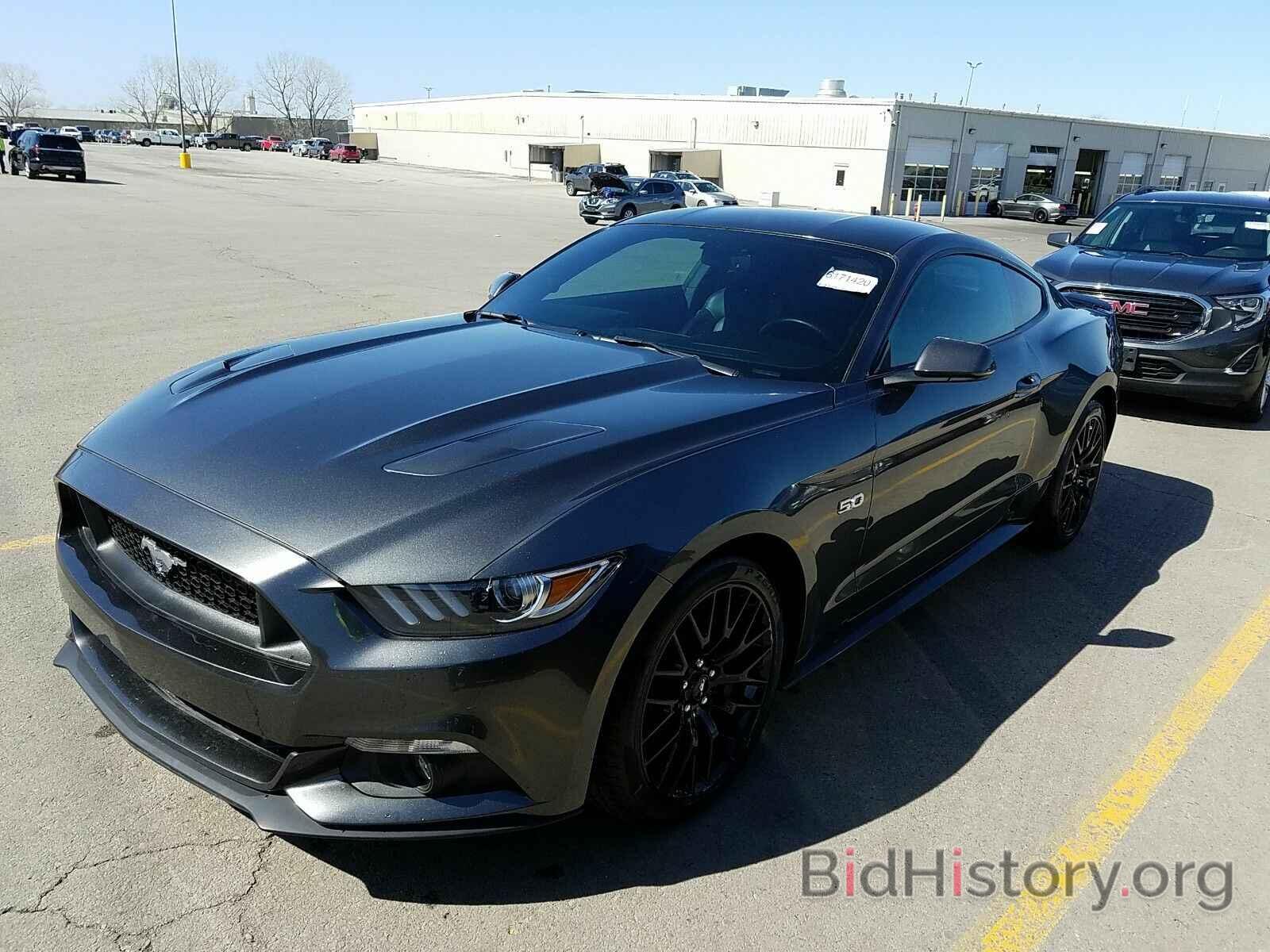 Photo 1FA6P8CF8H5257562 - Ford Mustang GT 2017