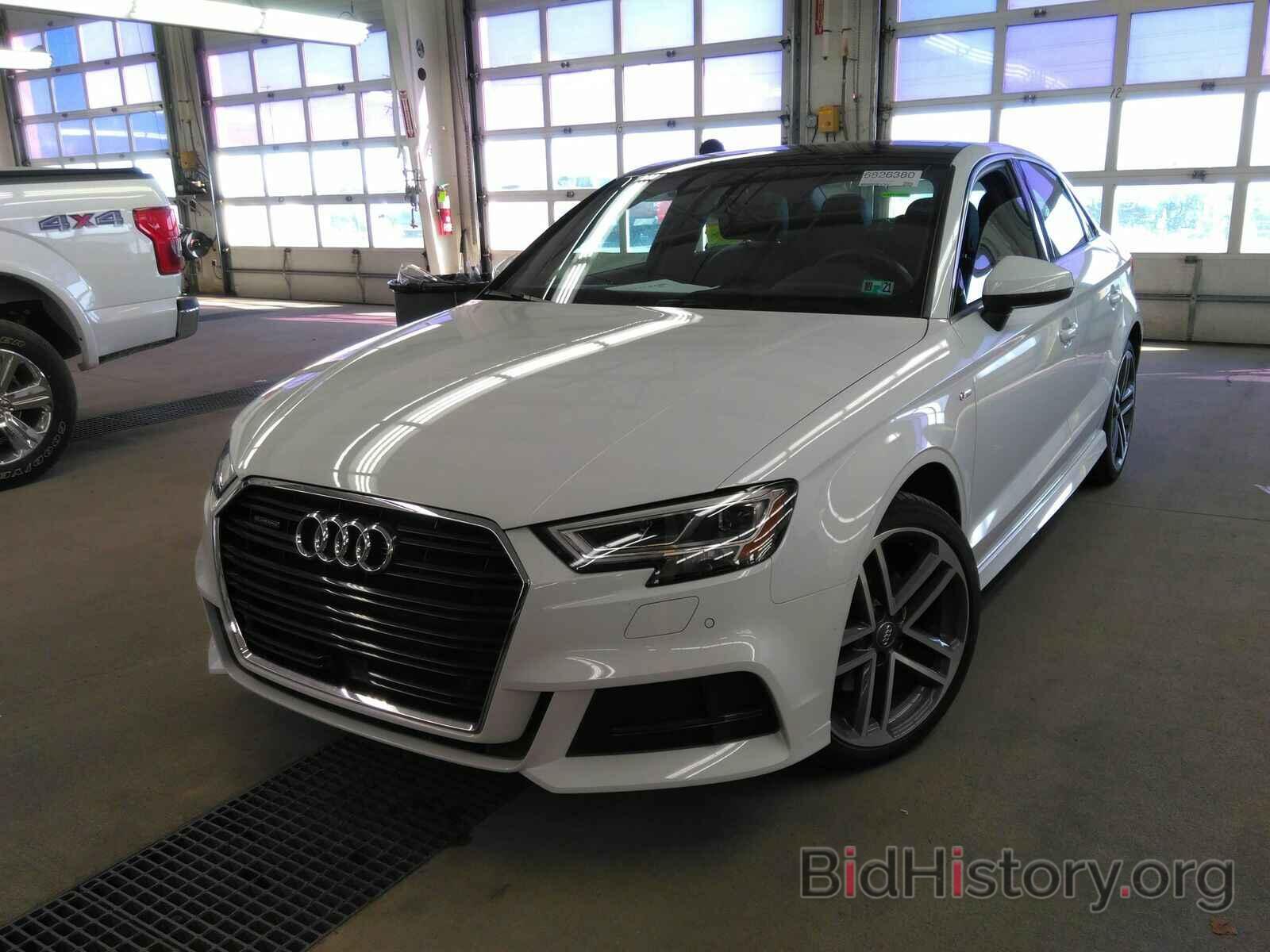 Фотография WAUJ8GFF7J1036682 - Audi A3 Sedan 2018