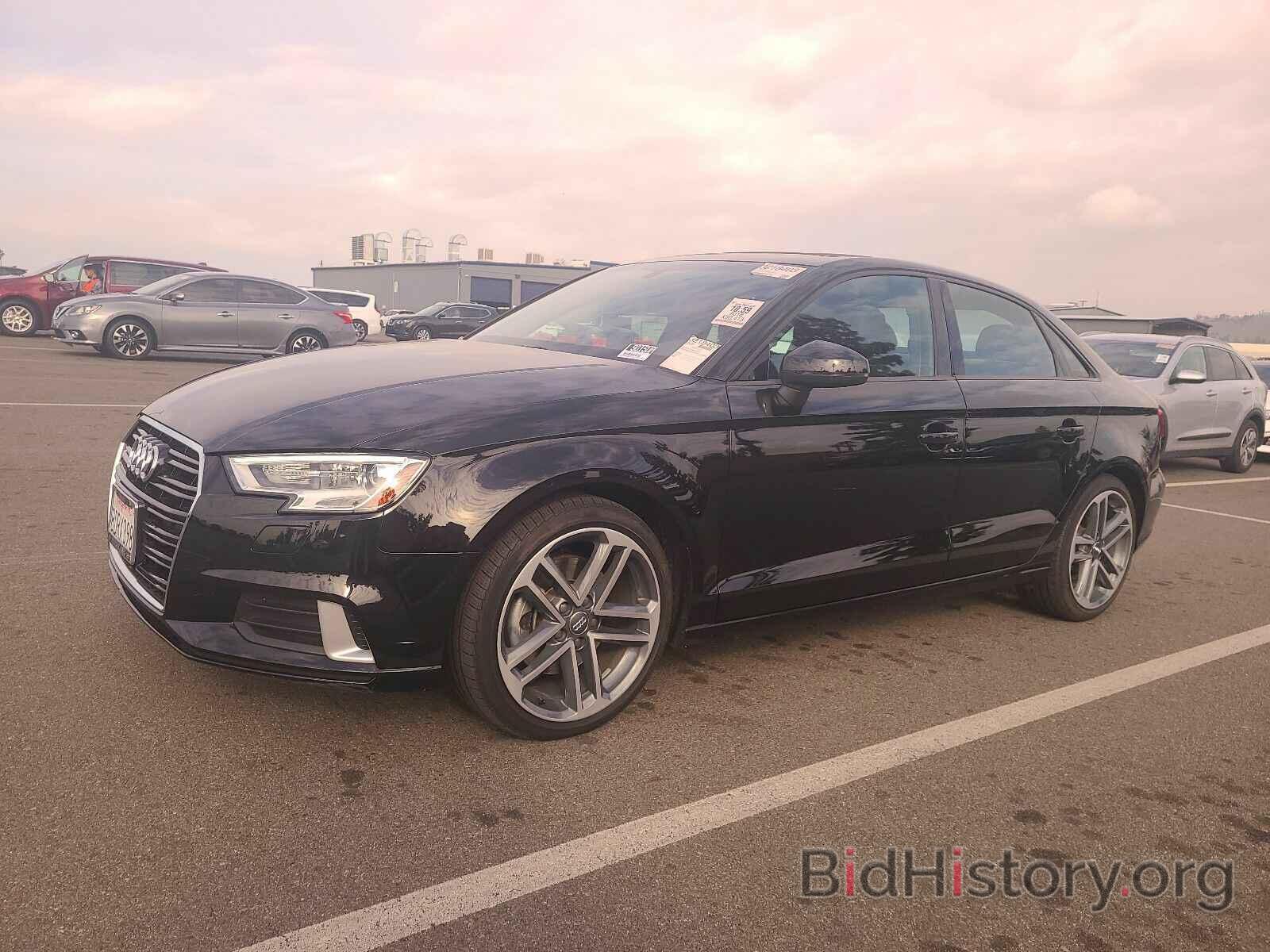 Photo WAUAUGFF3J1002864 - Audi A3 Sedan 2018