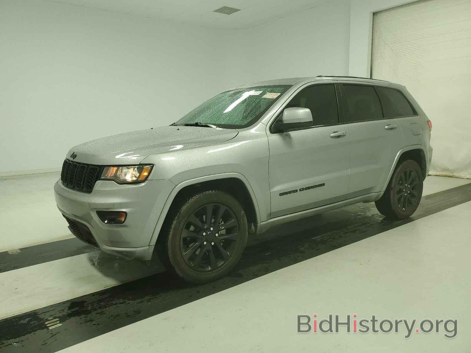 Photo 1C4RJEAG3JC260406 - Jeep Grand Cherokee 2018