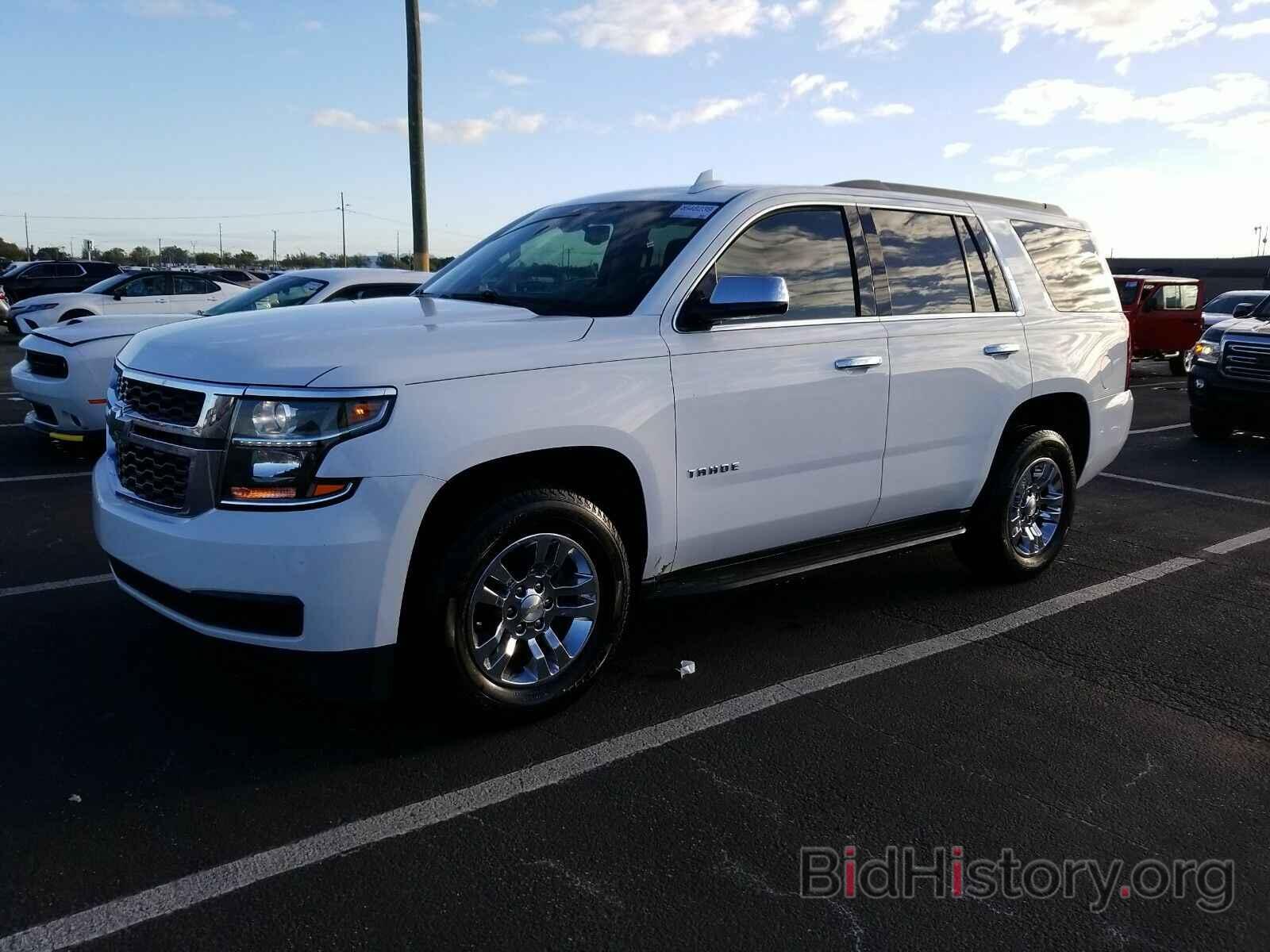 Photo 1GNSCAKC0HR342639 - Chevrolet Tahoe 2017