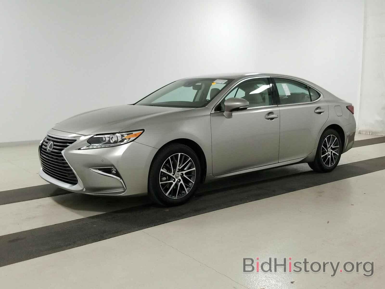 Photo 58ABK1GG4JU103626 - Lexus ES ES 2018