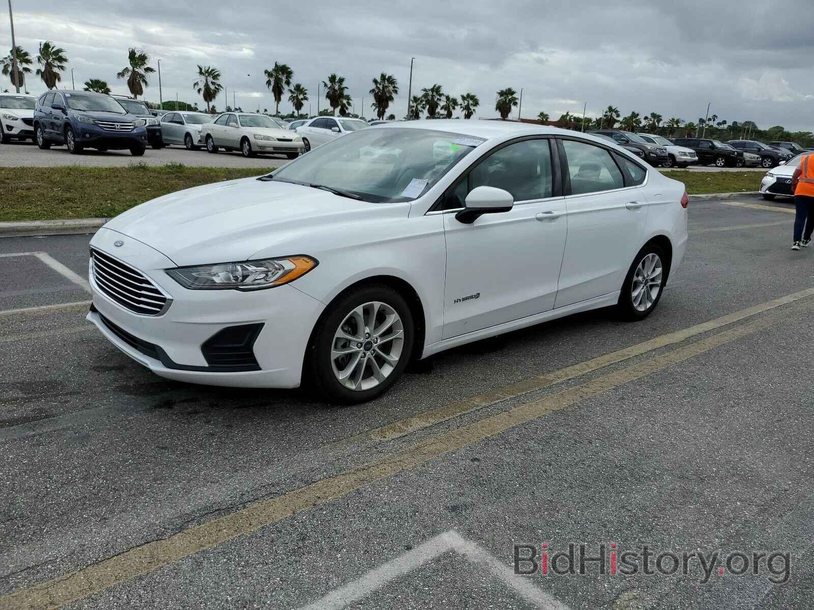 Photo 3FA6P0LU6KR242286 - Ford Fusion Hybrid 2019