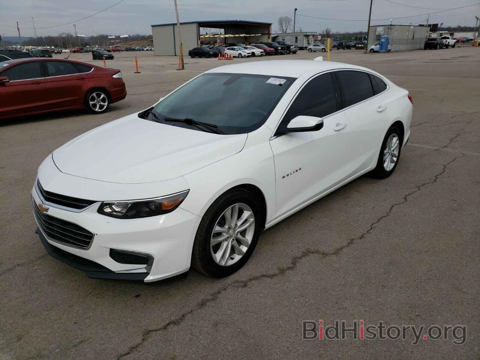 Photo 1G1ZE5STXGF294892 - Chevrolet Malibu 2016