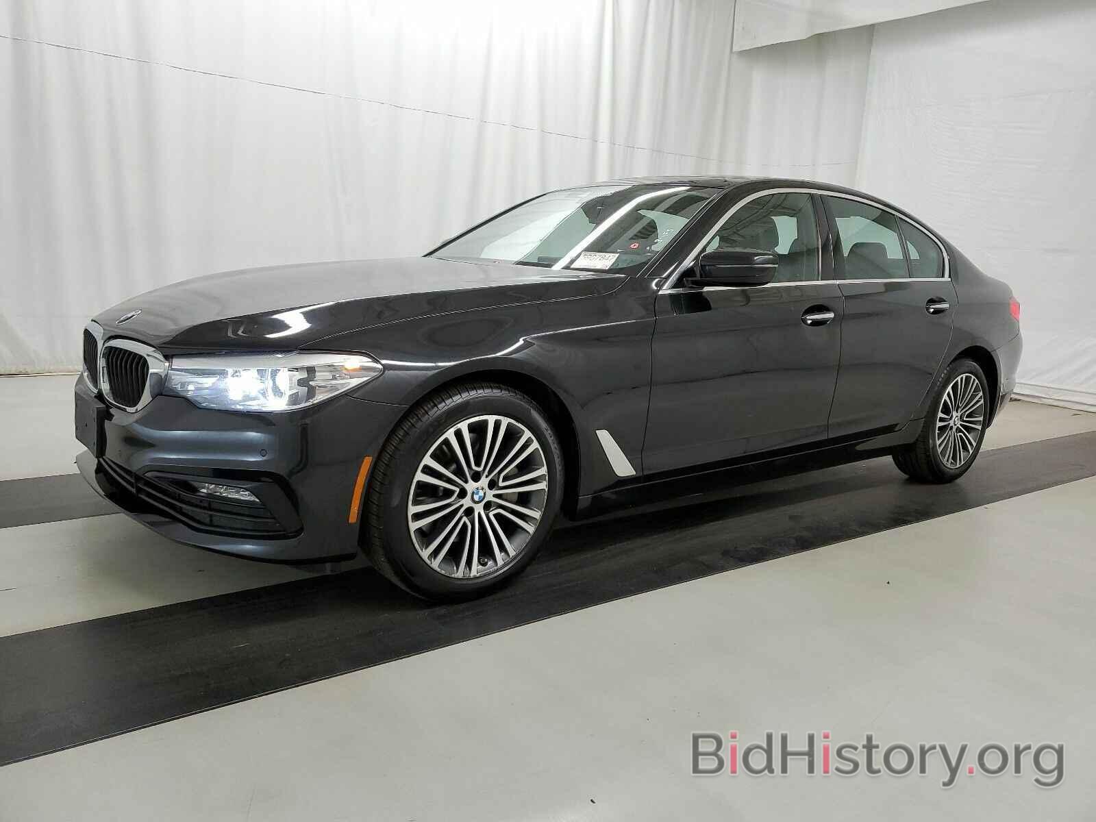 Photo WBAJA7C53JWA73038 - BMW 5 Series 2018