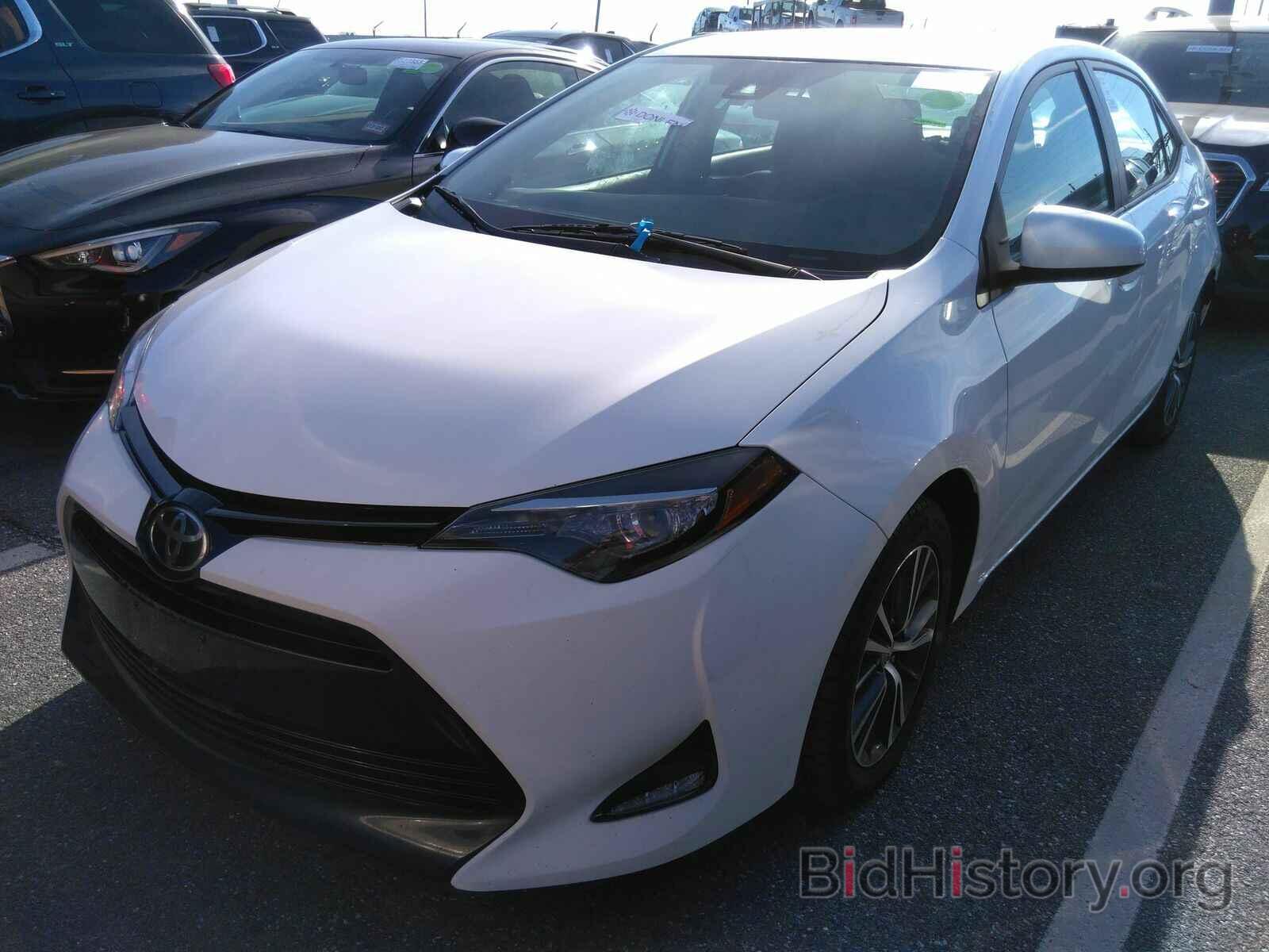 Photo 2T1BURHEXHC748967 - Toyota Corolla LE 2017