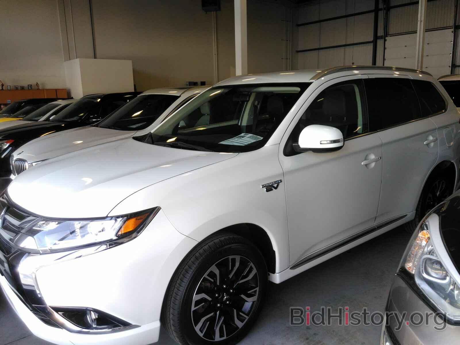 Photo JA4J24A59JZ616366 - Mitsubishi Outlander PHEV 2018