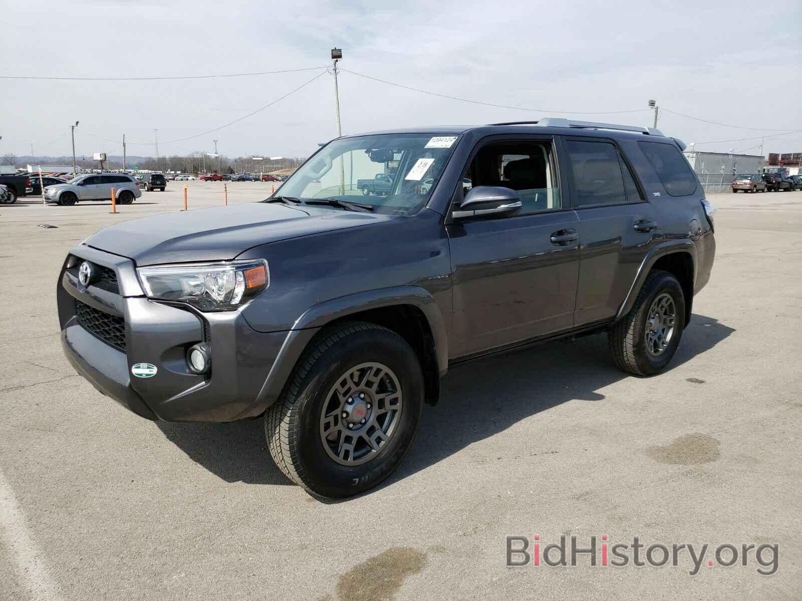 Фотография JTEBU5JR1J5498071 - Toyota 4Runner SR5 2018