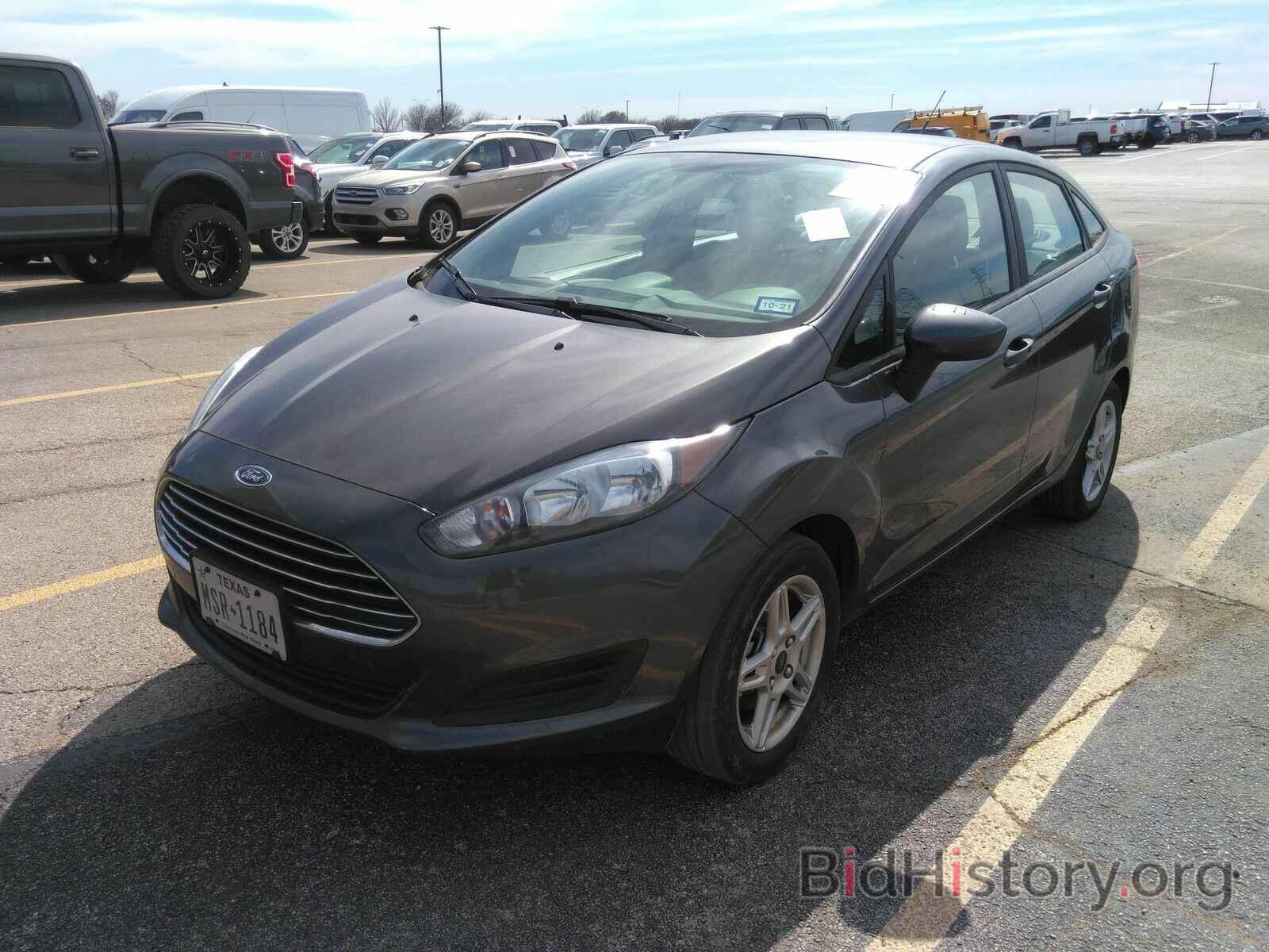 Photo 3FADP4BJ1KM146245 - Ford Fiesta 2019