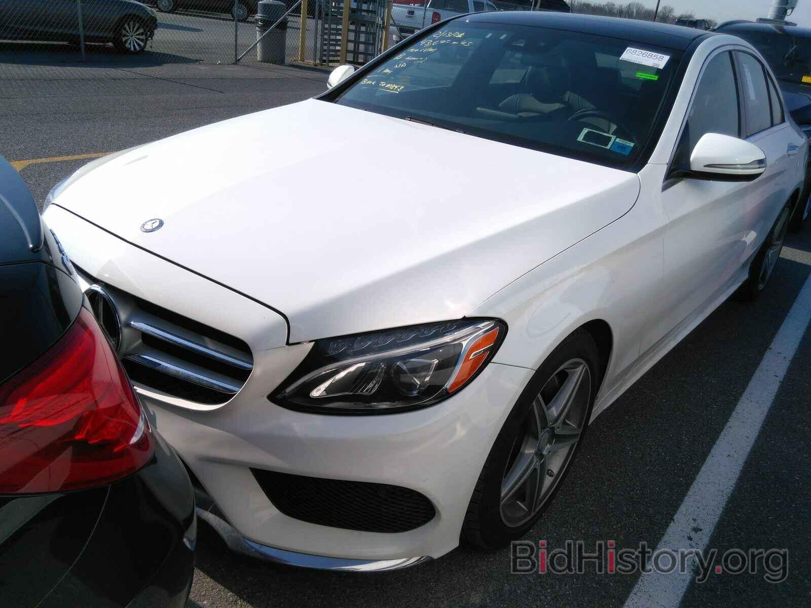 Photo 55SWF4KBXHU204069 - Mercedes-Benz C-Class 2017