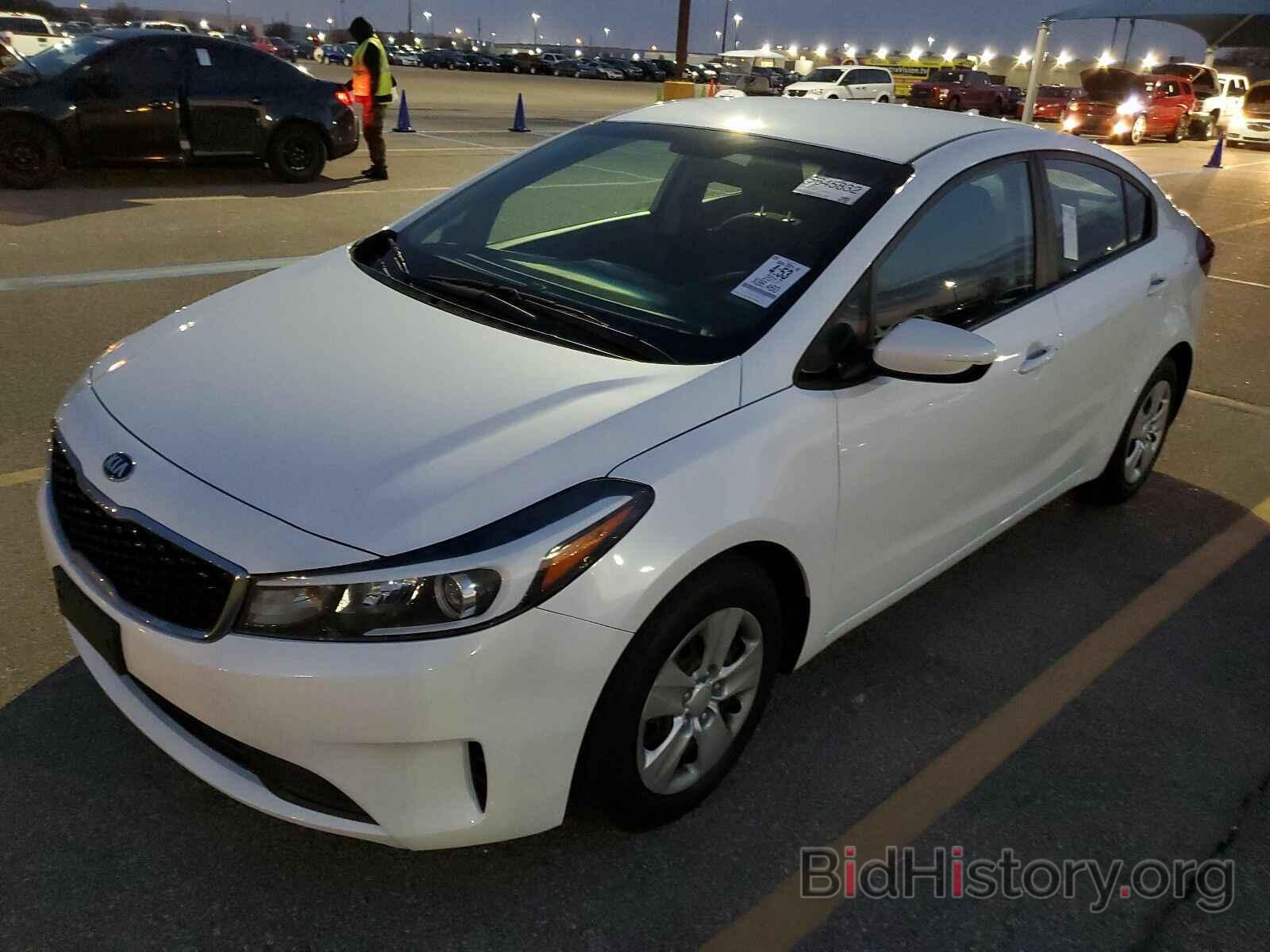 Photo 3KPFL4A71HE044967 - Kia Forte LX 2017