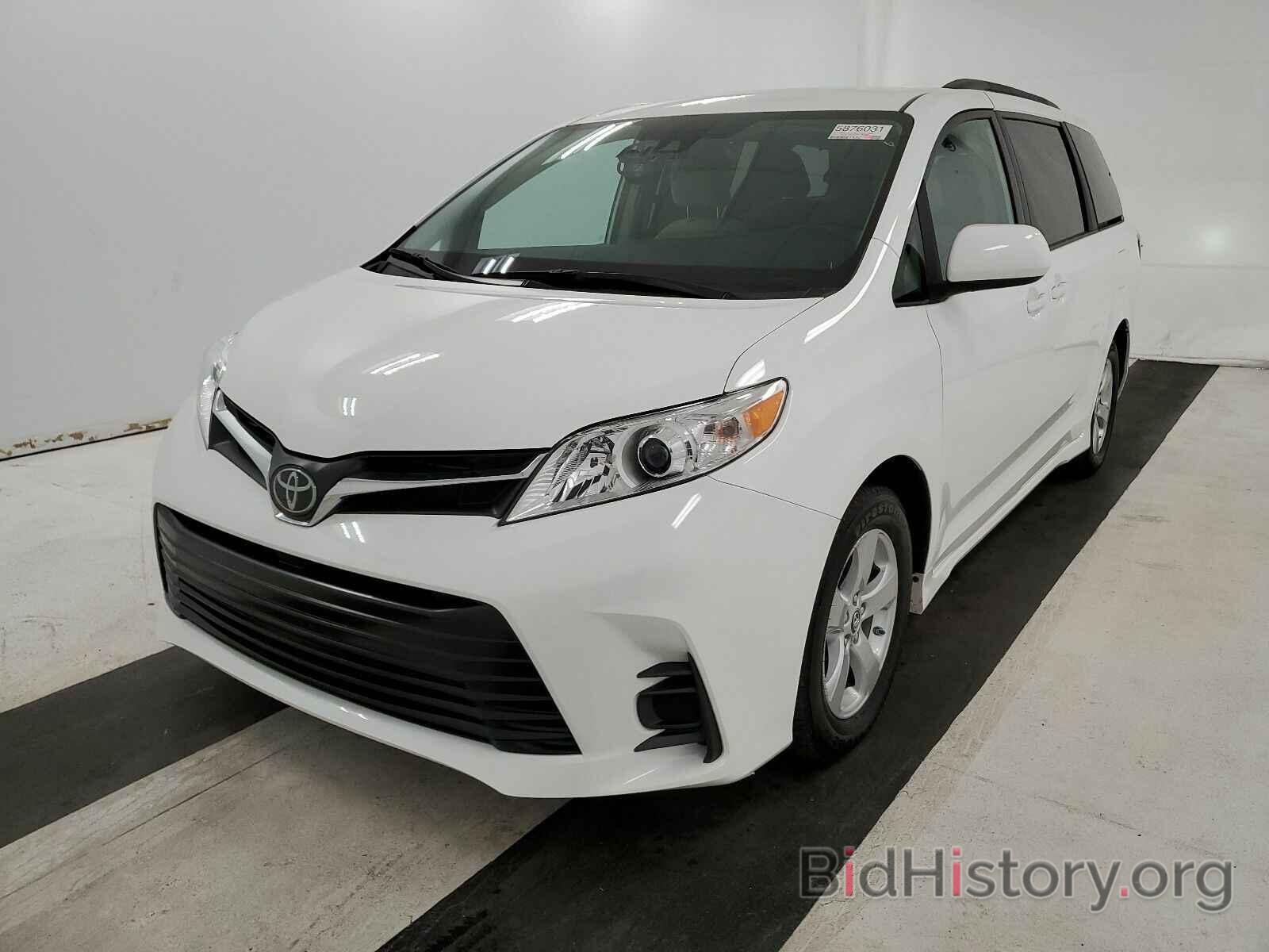 Photo 5TDKZ3DC8LS033138 - Toyota Sienna LE 2020