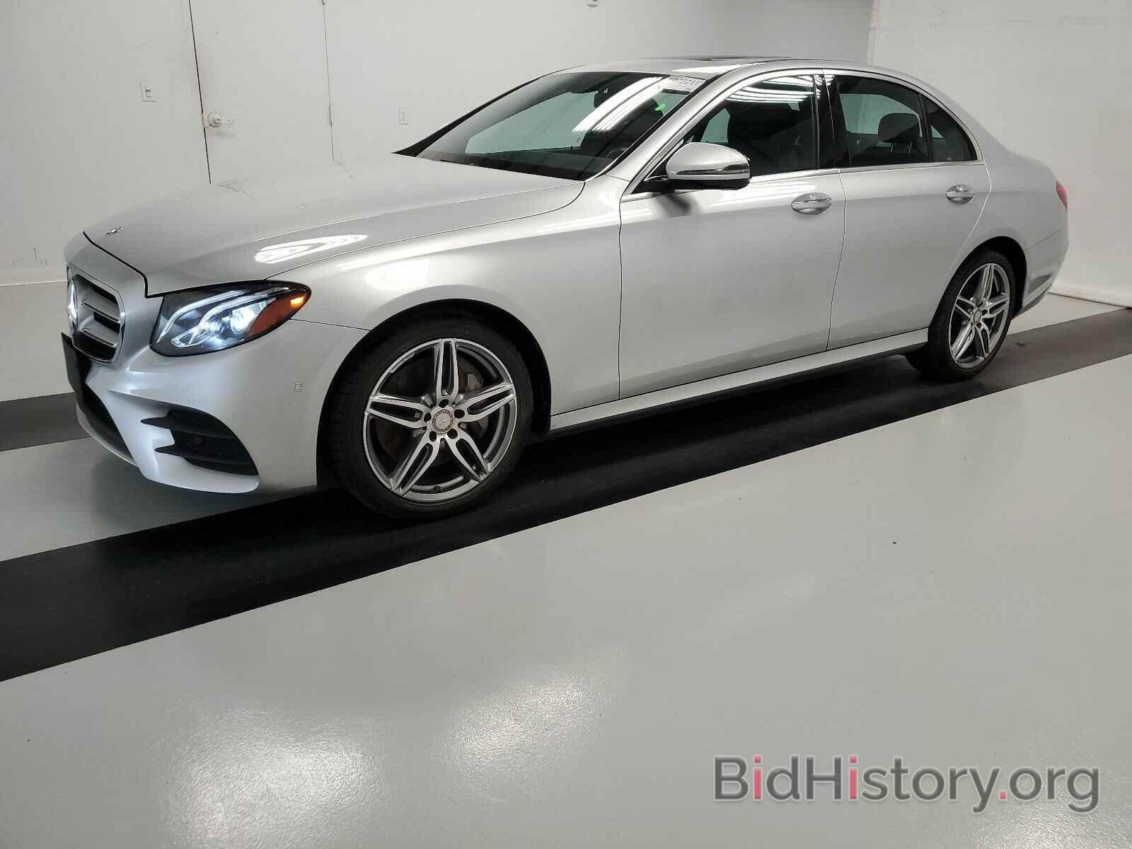 Photo WDDZF4KB1HA194108 - Mercedes-Benz E-Class 2017