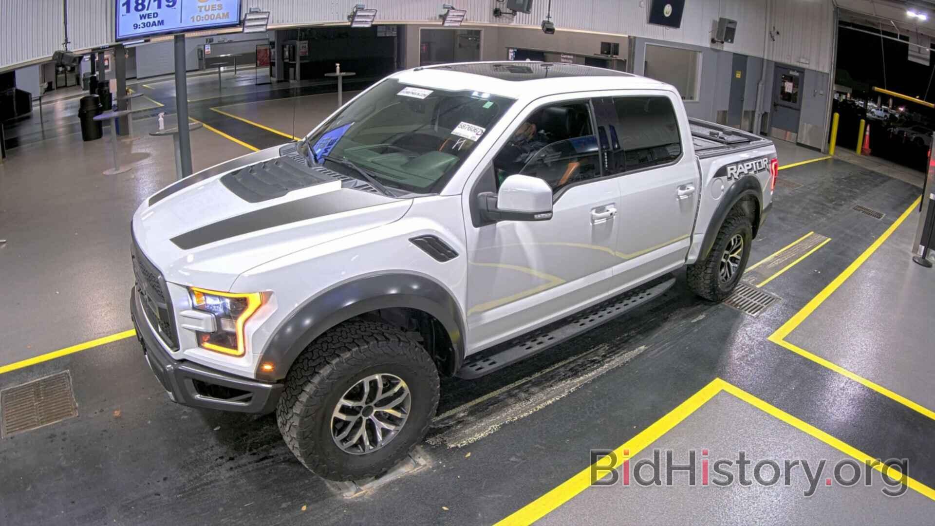 Photo 1FTFW1RG9HFB54570 - Ford F-150 2017