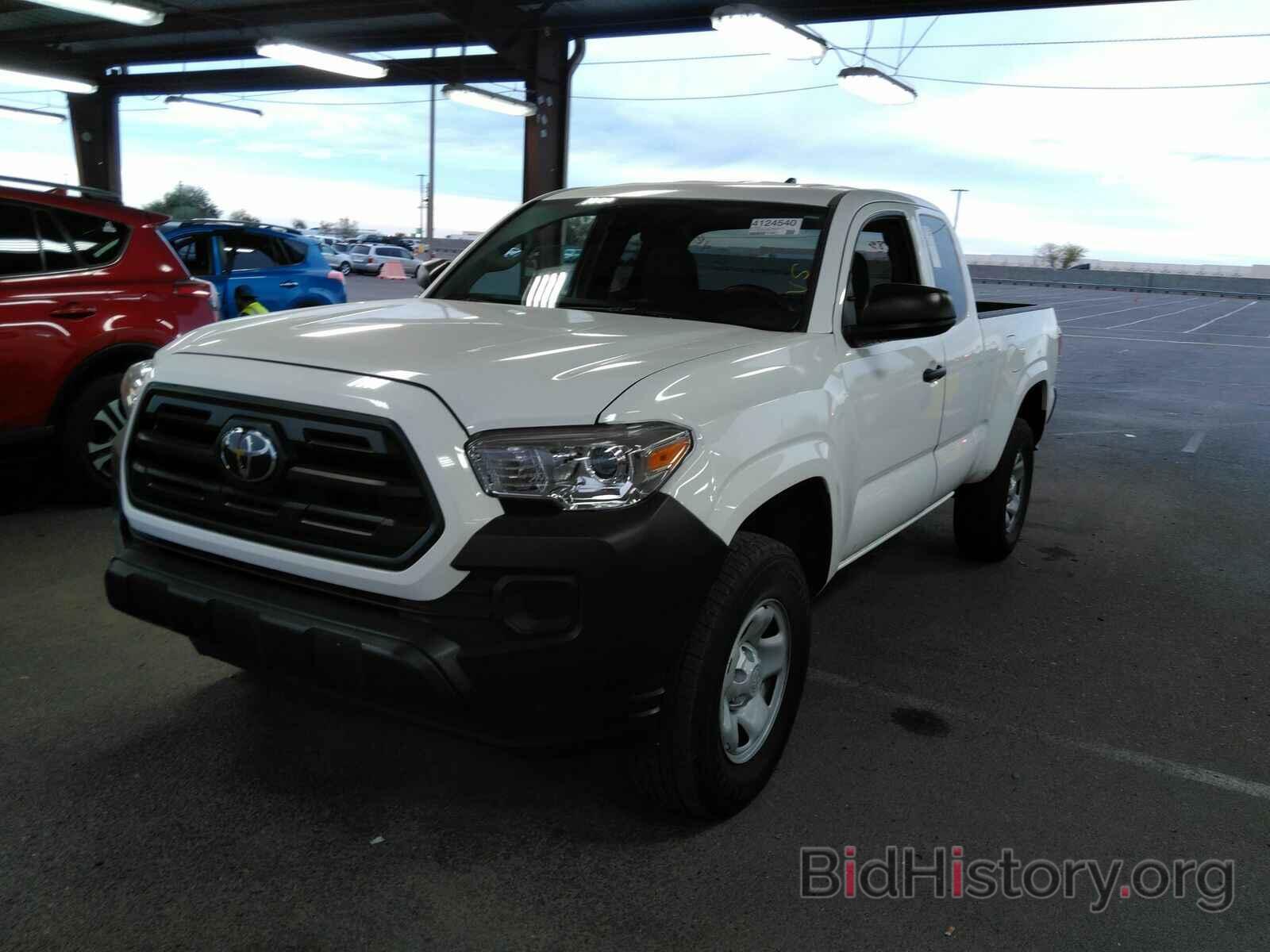 Photo 5TFRX5GN4KX154285 - Toyota Tacoma 2WD 2019