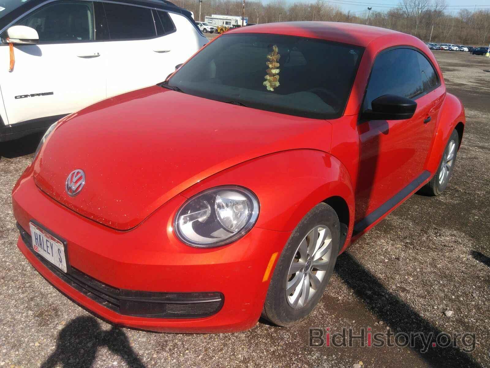 Photo 3VWF17AT3GM602050 - Volkswagen Beetle Coupe 2016