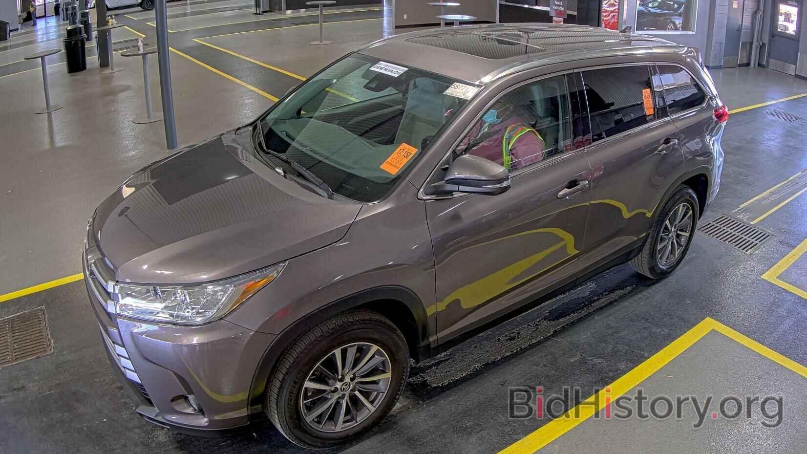 Фотография 5TDKZRFH3KS560112 - Toyota Highlander 2019