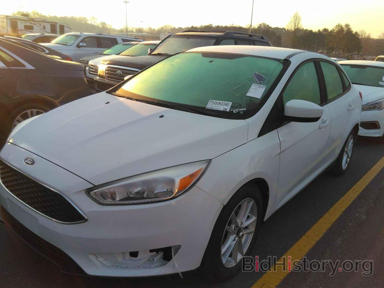 Photo 1FADP3FEXJL319431 - Ford Focus SE 2018