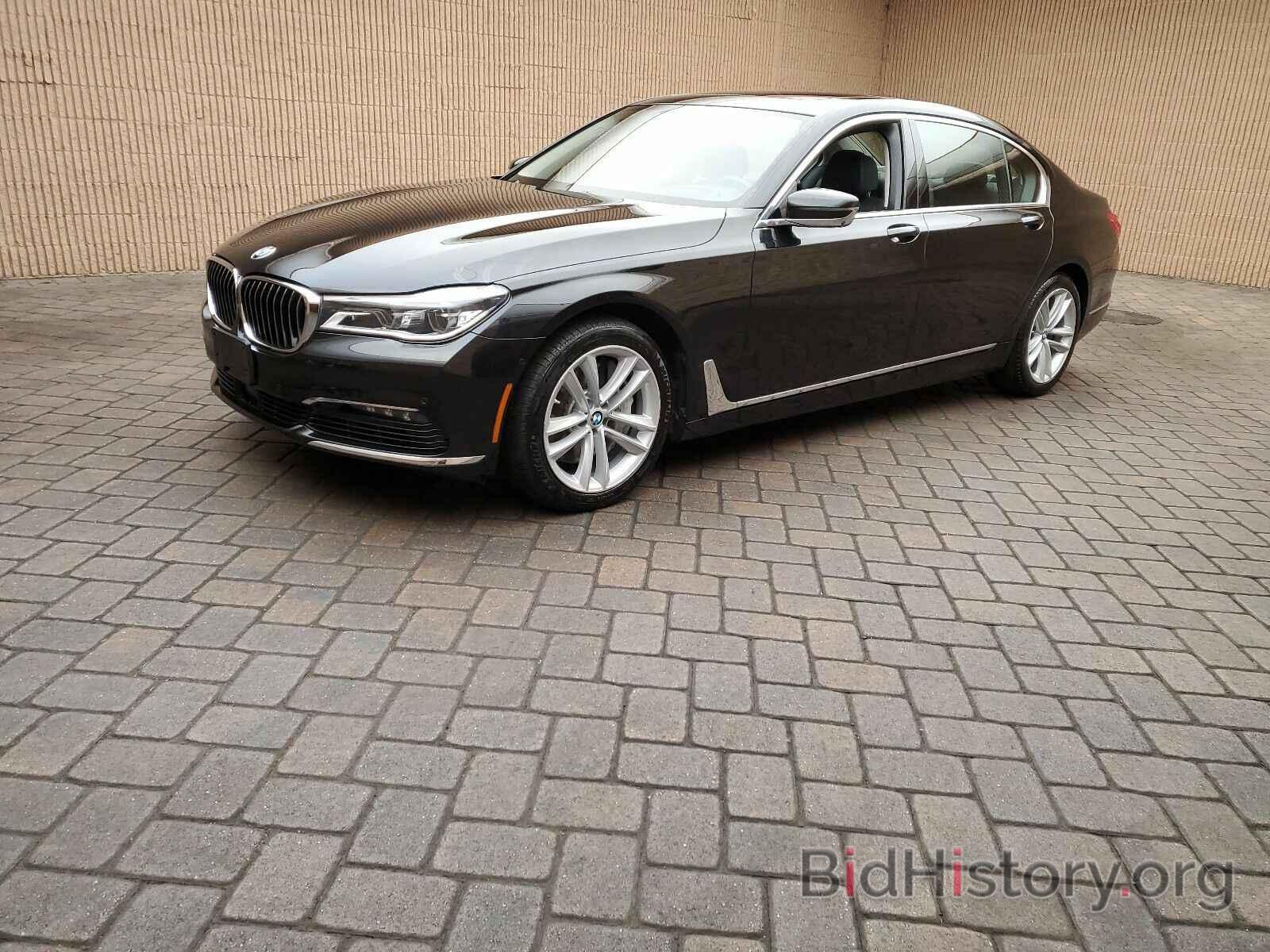 Фотография WBA7F2C56JB238700 - BMW 7 Series 2018