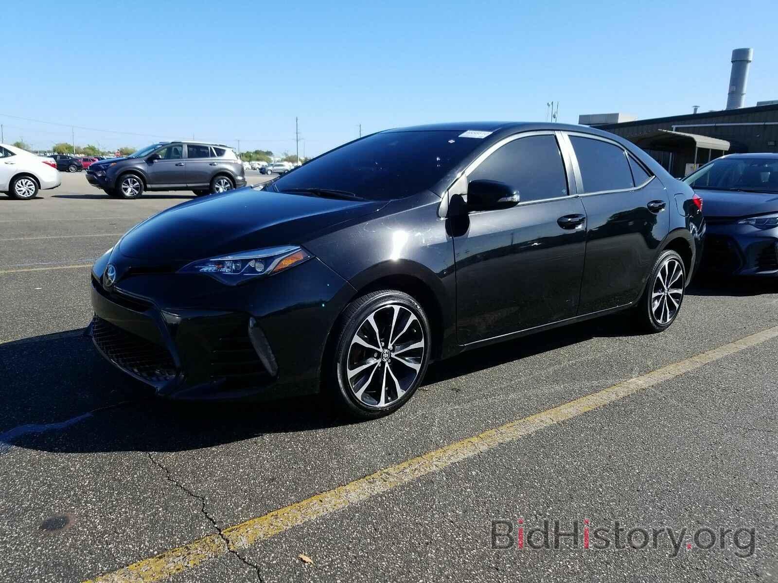 Photo 5YFBURHEXHP668570 - Toyota Corolla 2017