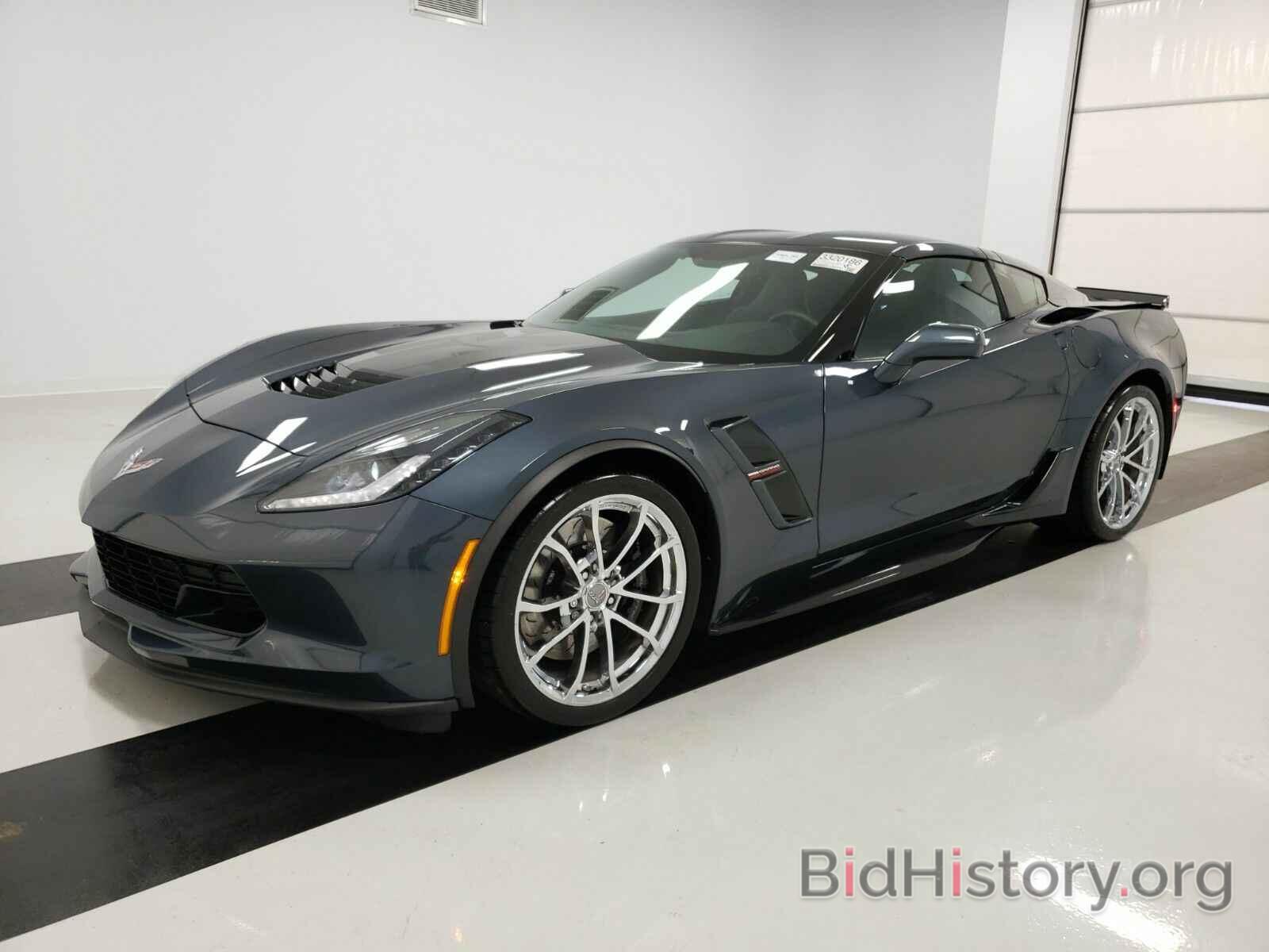 Photo 1G1YV2D7XK5115937 - Chevrolet Corvette 2019