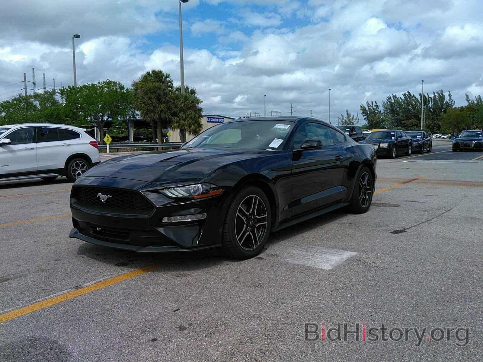 Photo 1FA6P8TH3L5112374 - Ford Mustang 2020