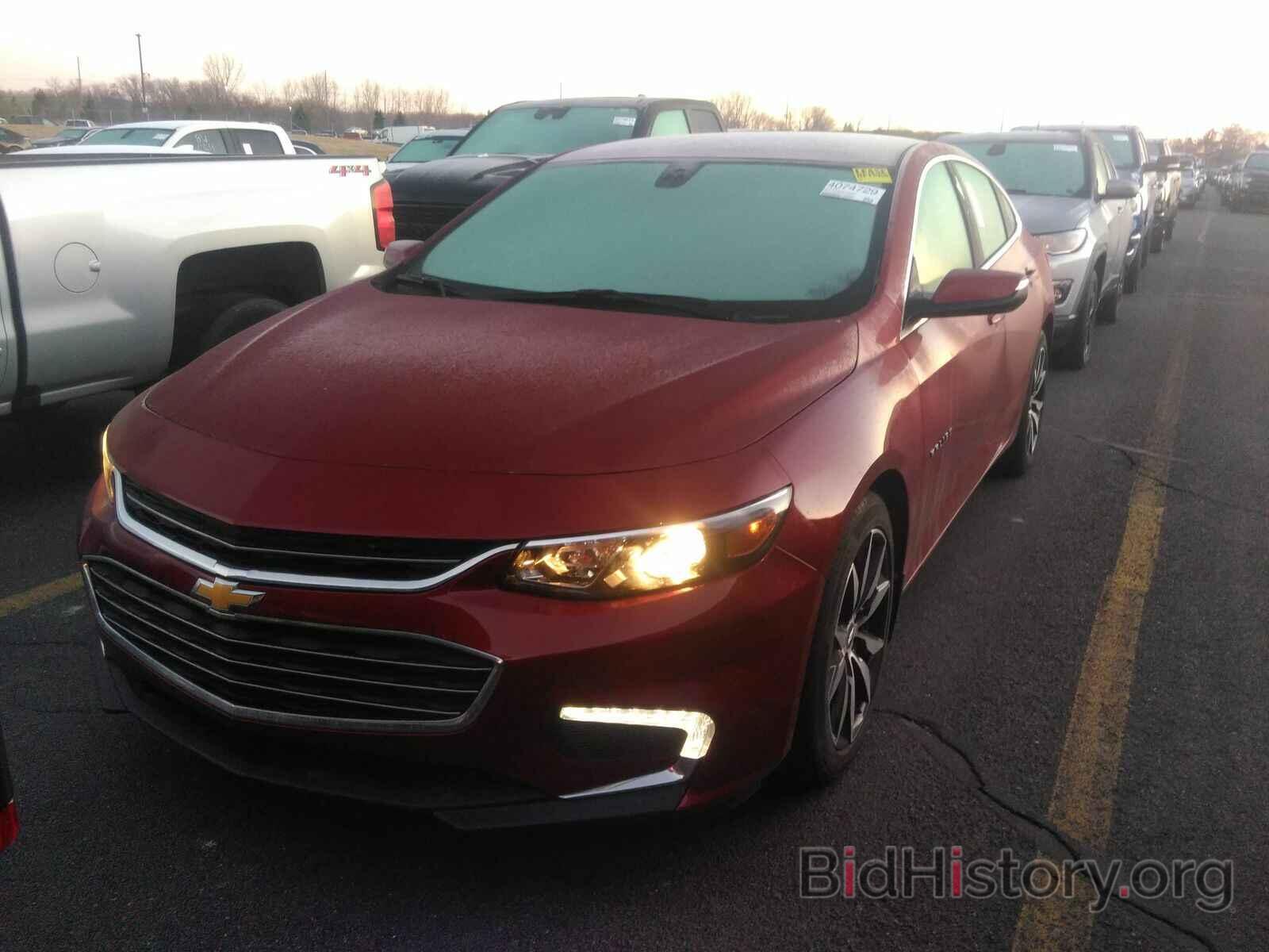 Photo 1G1ZD5ST3JF293142 - Chevrolet Malibu 2018