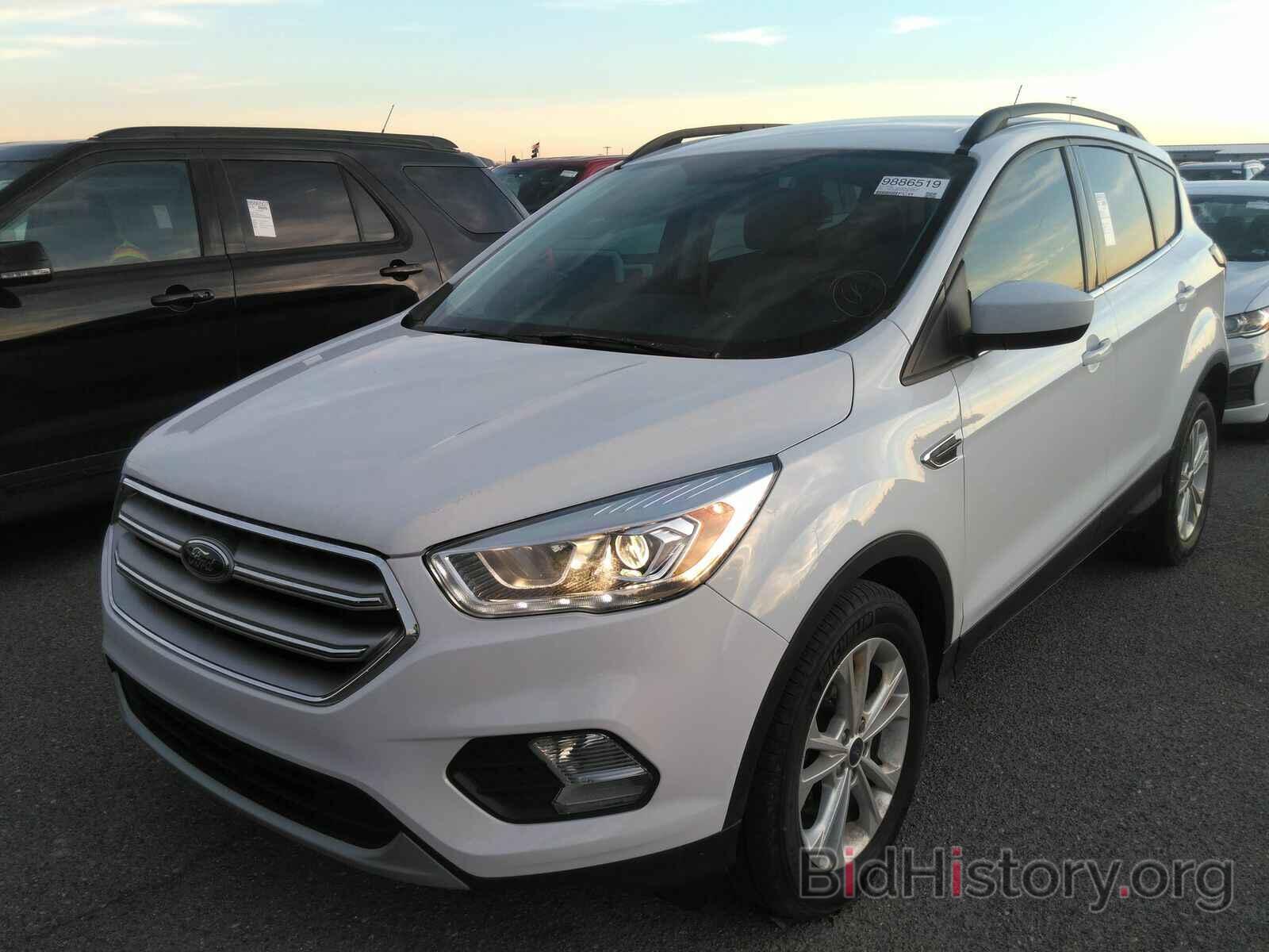 Photo 1FMCU0GD7HUE45801 - Ford Escape 2017