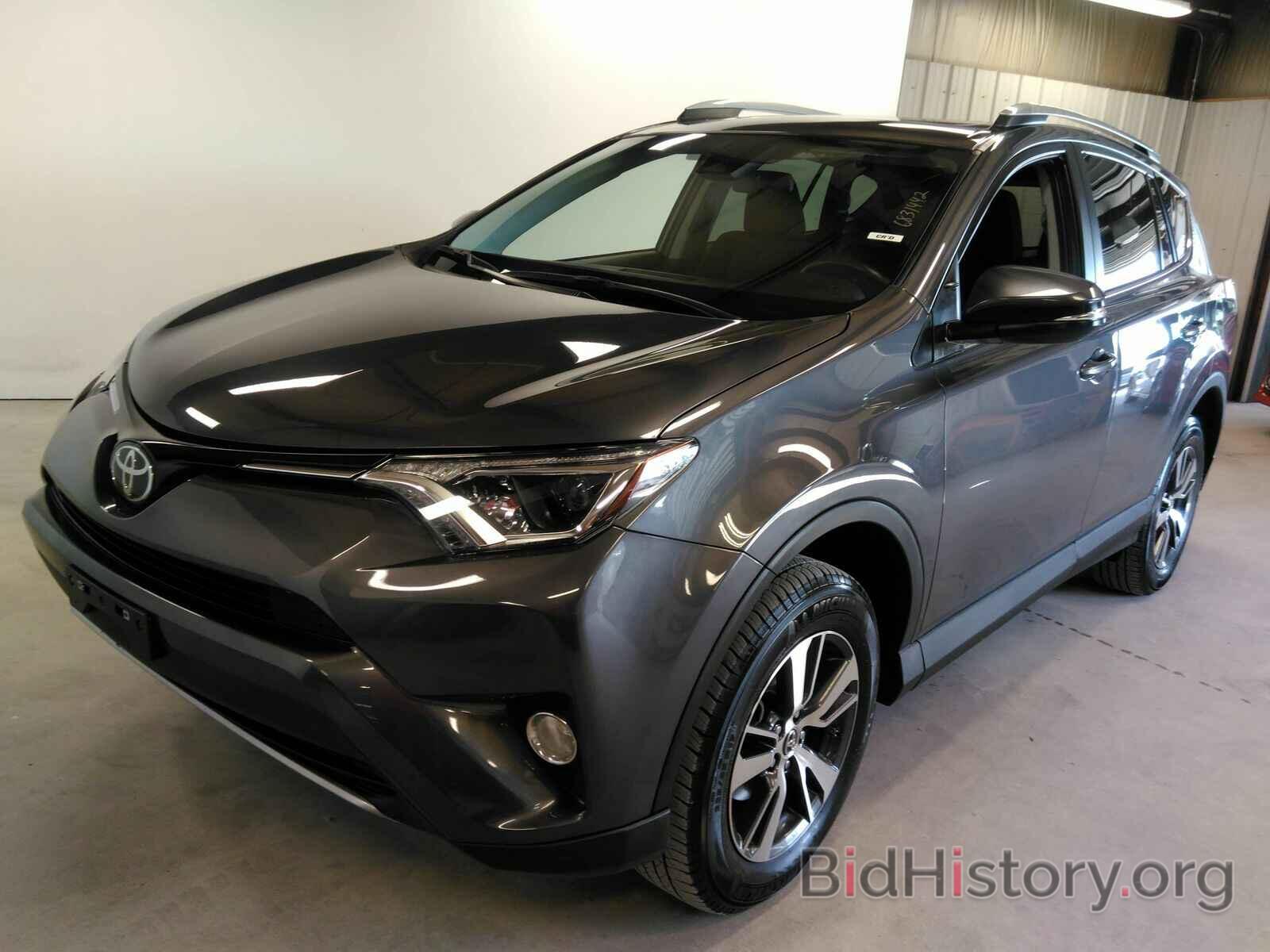 Фотография 2T3RFREV5JW749601 - Toyota RAV4 2018