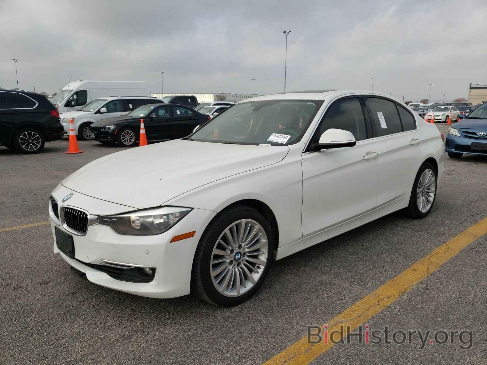 Photo WBA3A5C56FF609868 - BMW 3 Series 2015