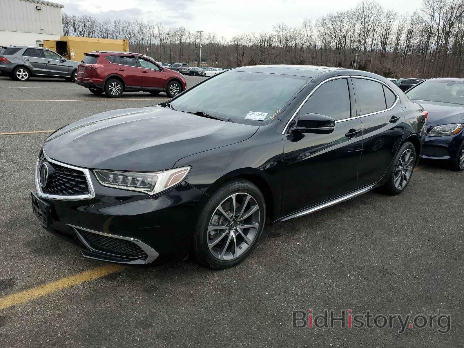 Photo 19UUB2F52JA010925 - Acura TLX 2018