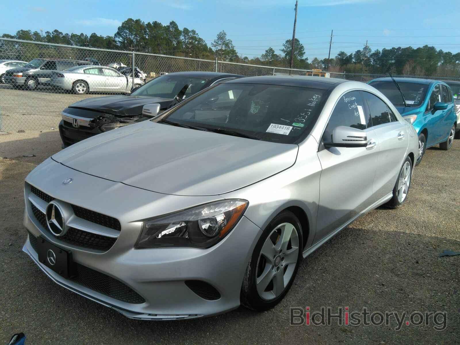 Photo WDDSJ4EB2HN468551 - Mercedes-Benz CLA 2017