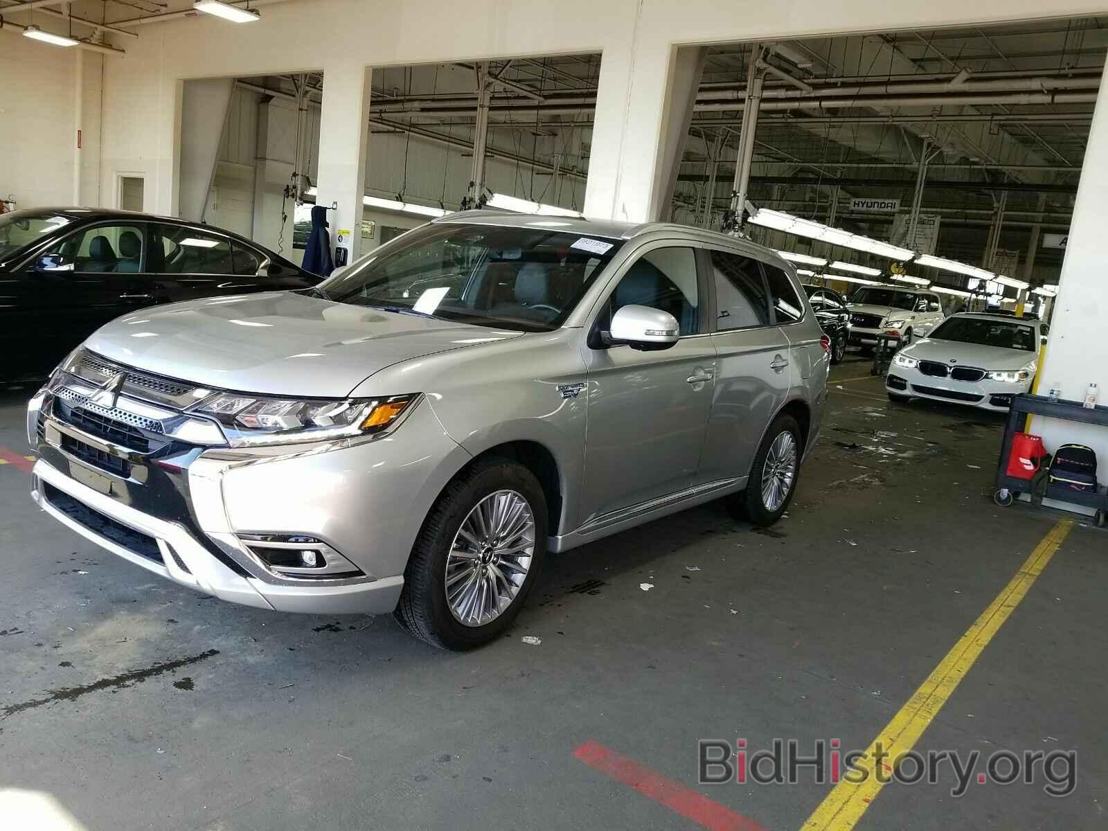 Photo JA4J24A50LZ008738 - Mitsubishi Outlander PHEV 2020