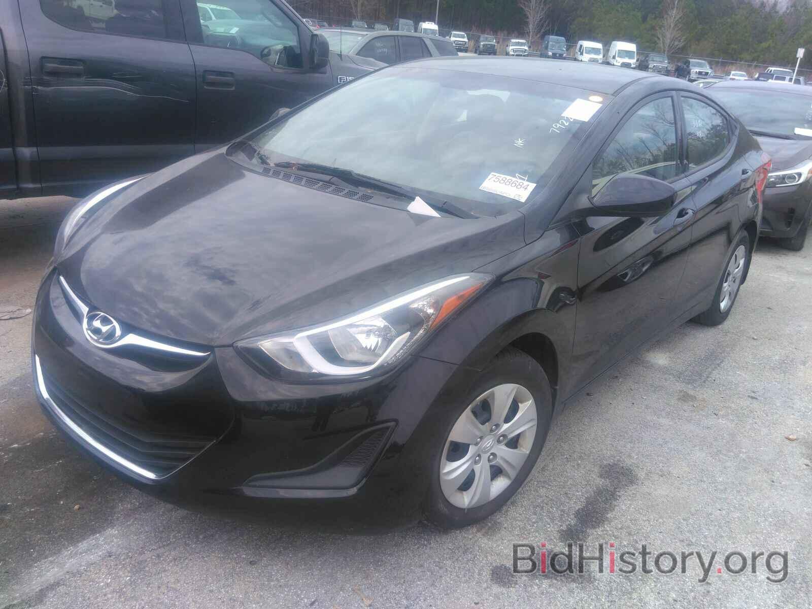 Photo 5NPDH4AE4GH792257 - Hyundai Elantra 2016