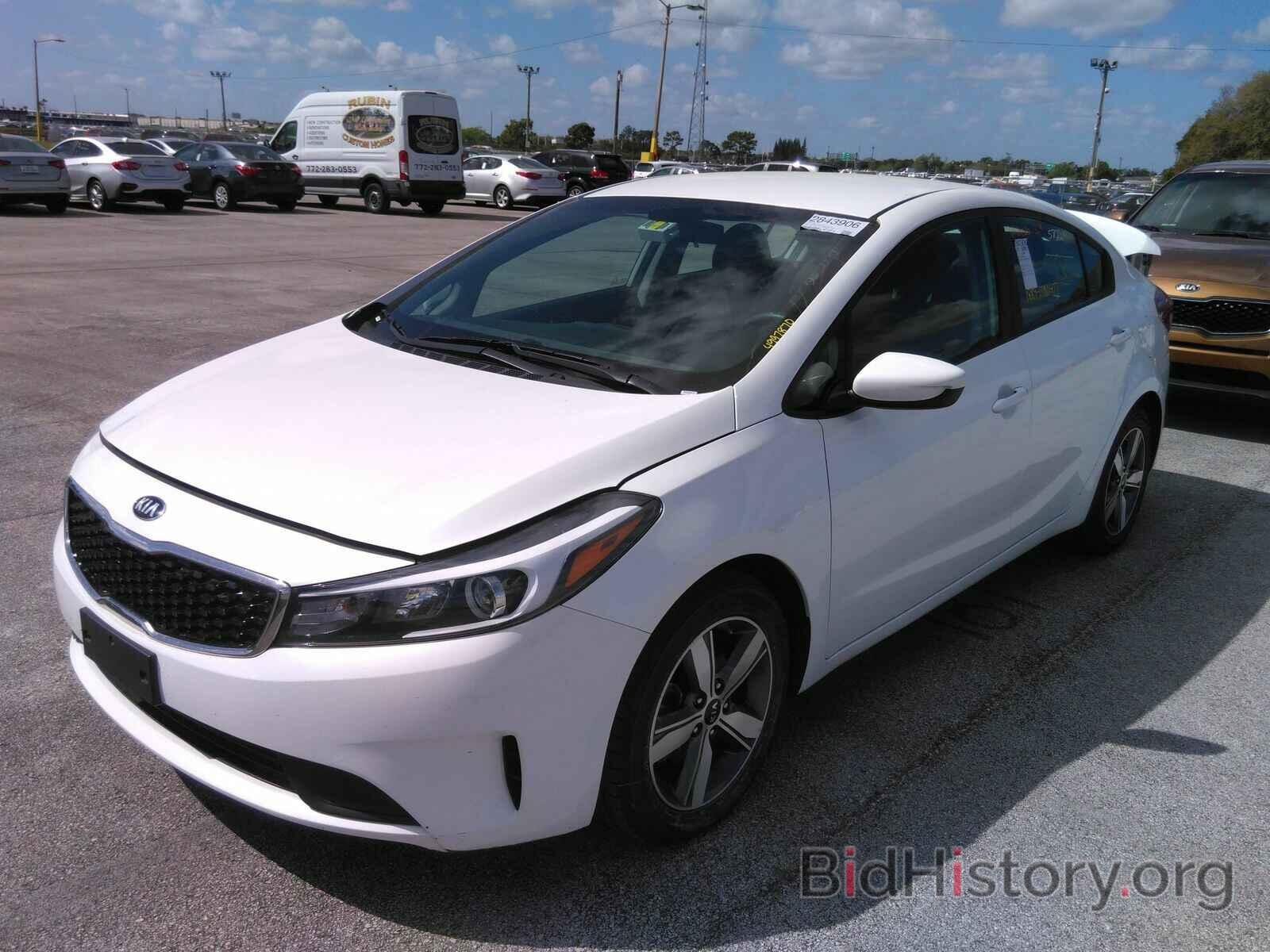 Photo 3KPFL4A72JE265192 - Kia Forte LX 2018