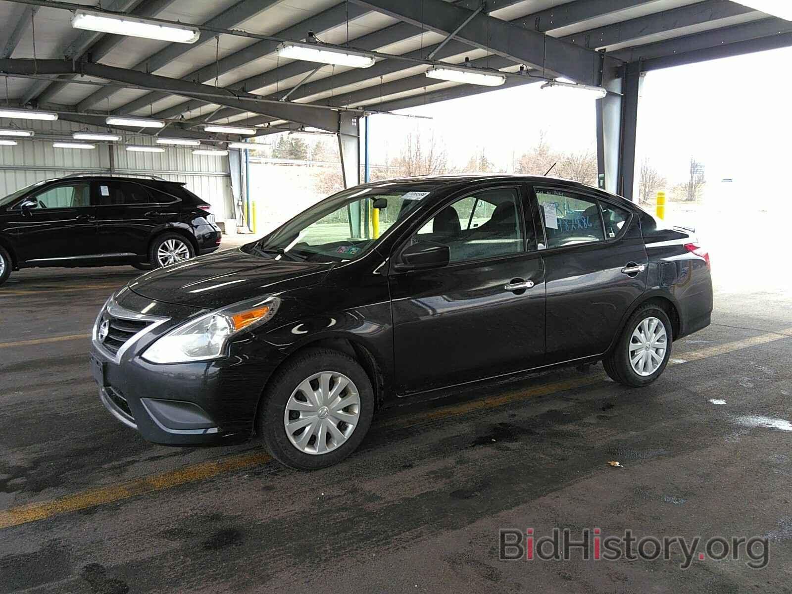 Photo 3N1CN7APXJL872583 - Nissan Versa Sedan 2018