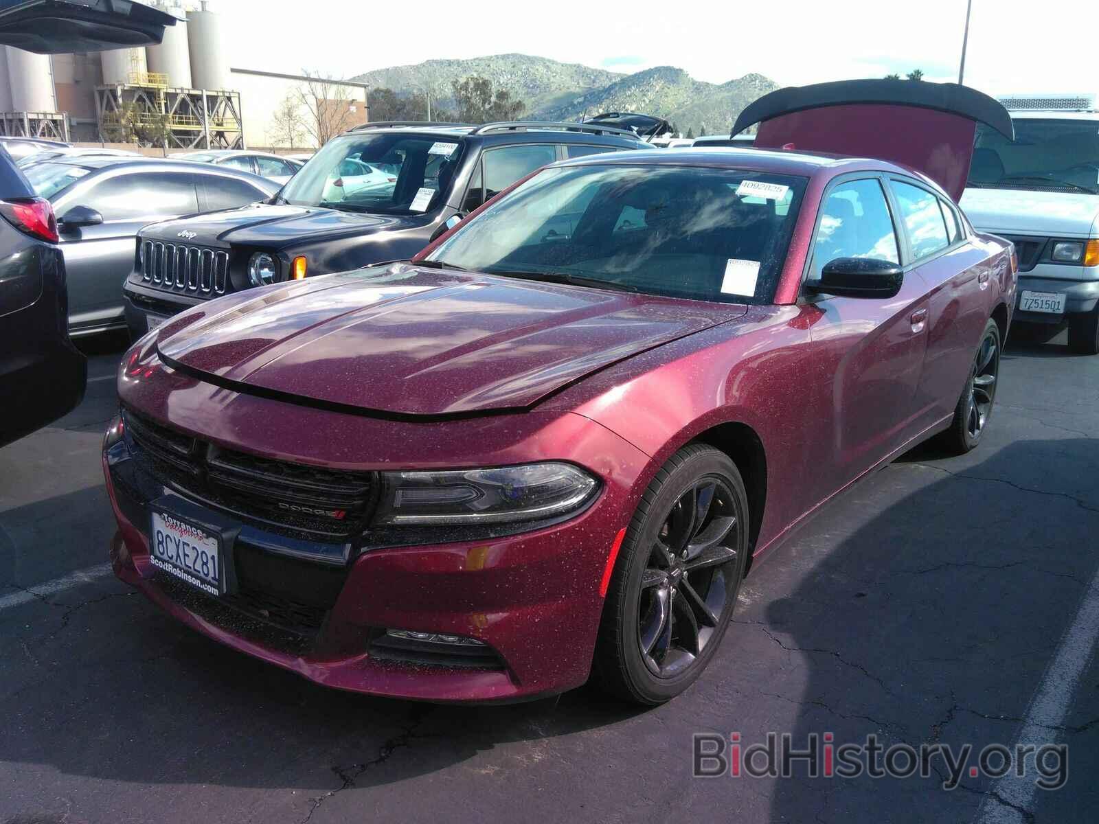 Photo 2C3CDXHG3JH163237 - Dodge Charger 2018