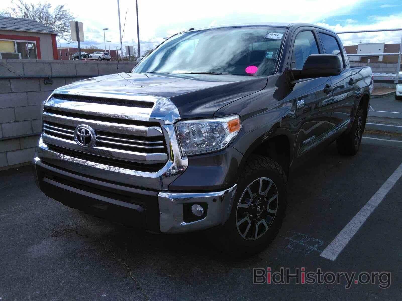 Фотография 5TFDW5F11HX635633 - Toyota Tundra 4WD 2017